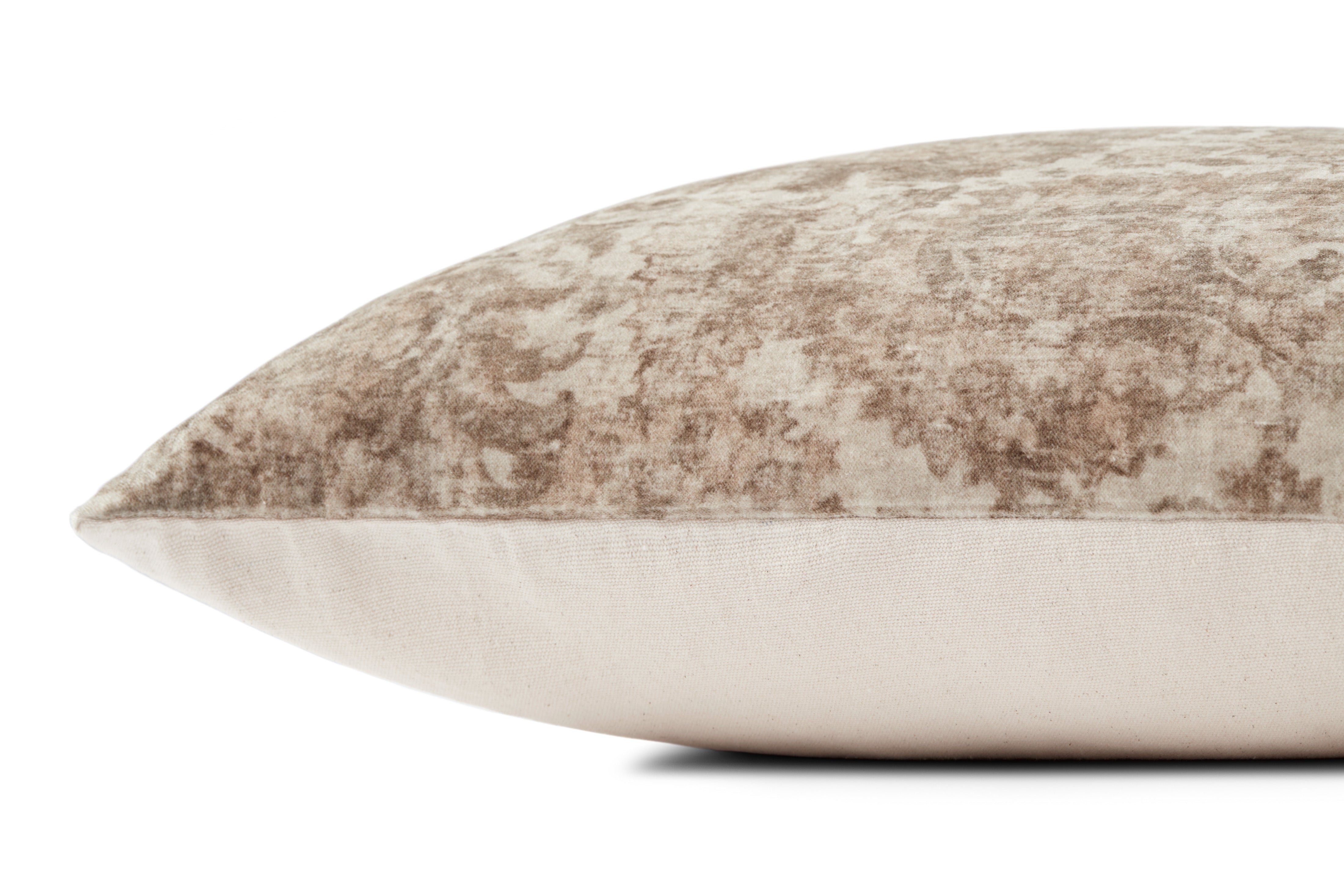 Loloi PLL0104 22'' x 22'' Cover with Down Pillow