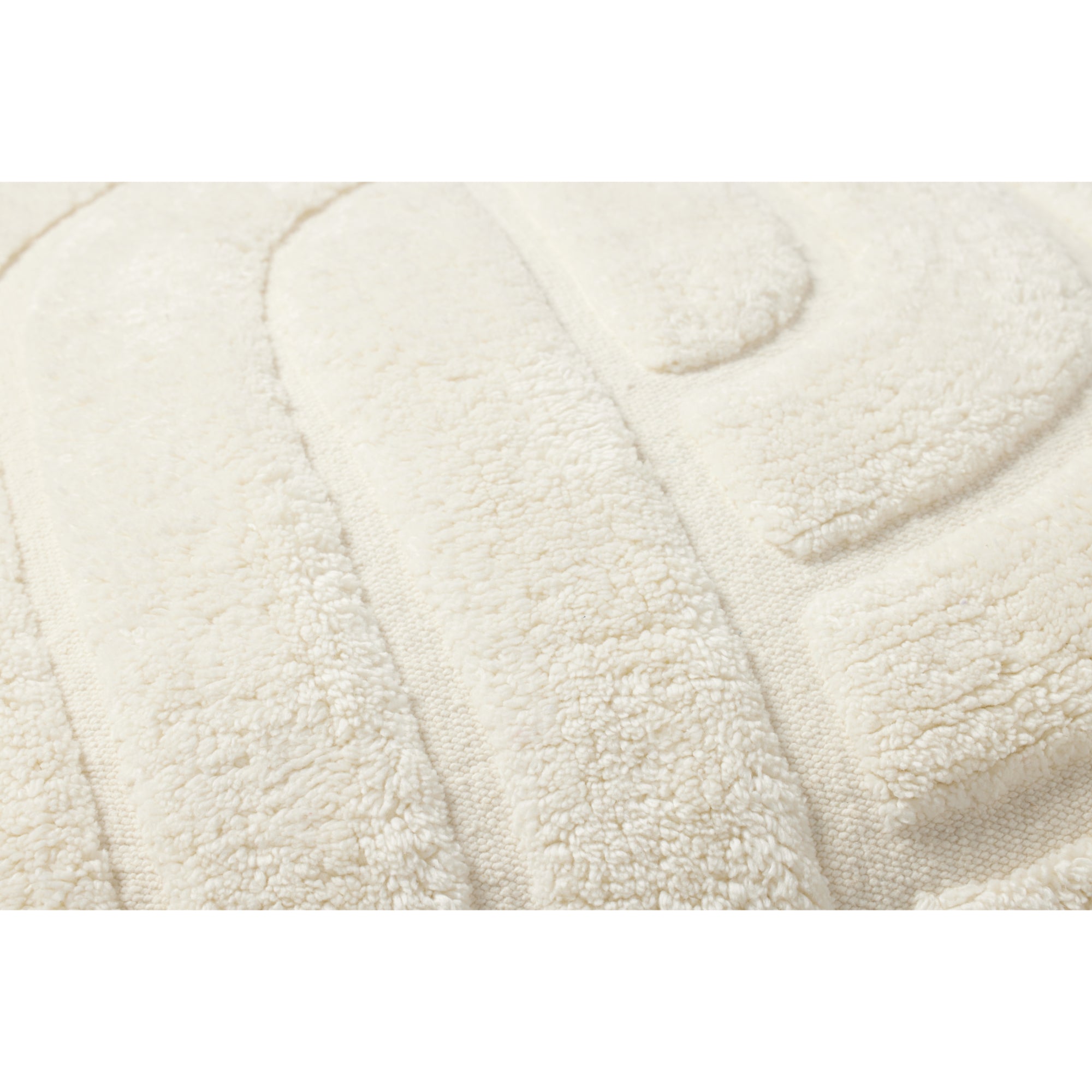 Loloi PLL0110 Ivory 22'' x 22'' Cover with Down Pillow