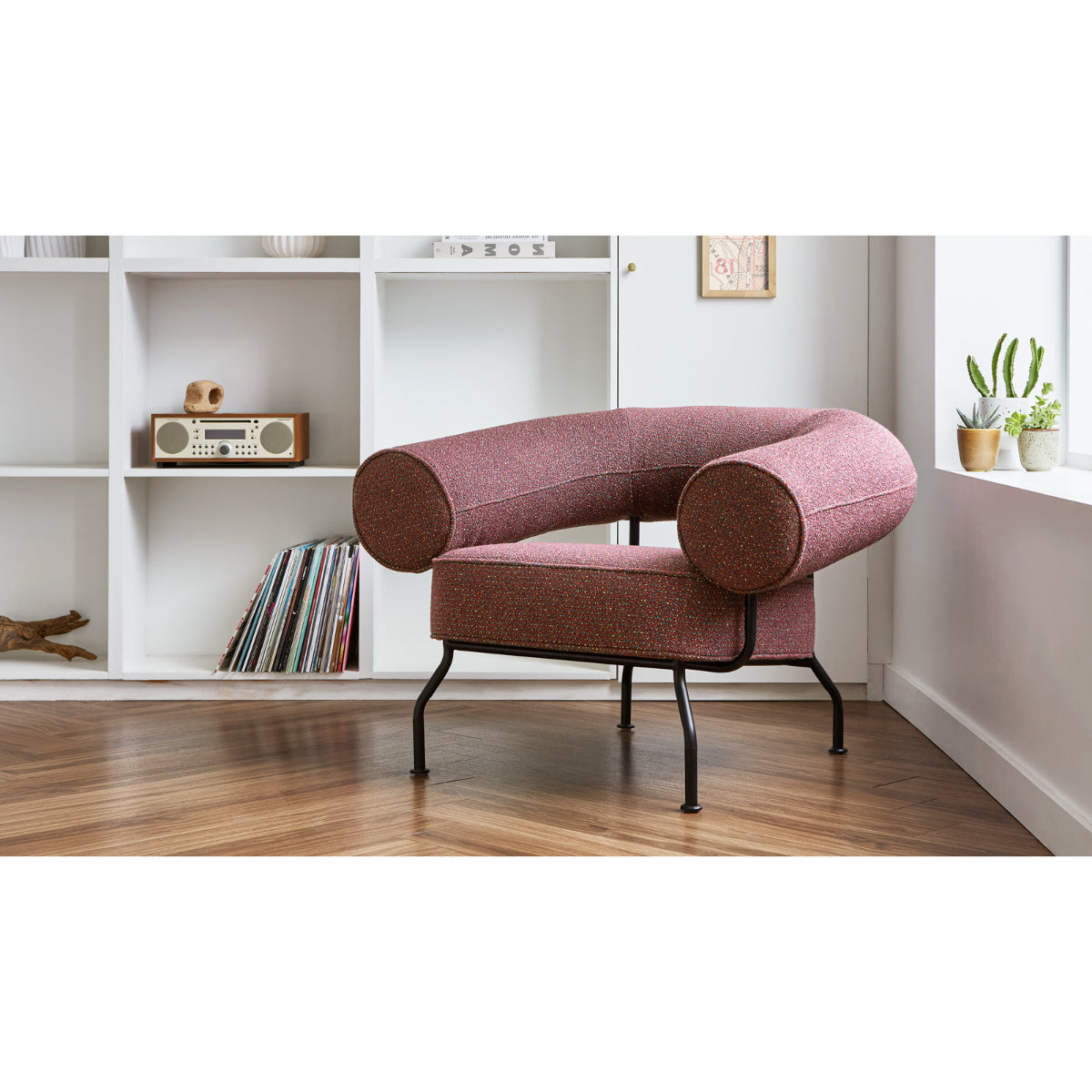 Mirador Lounge Chair