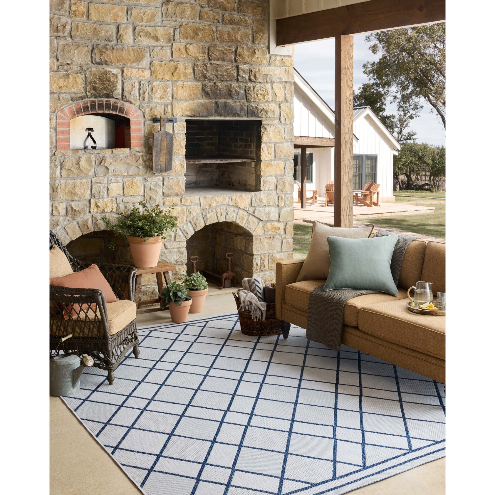 Loloi Easton Ivory/Denim Rug
