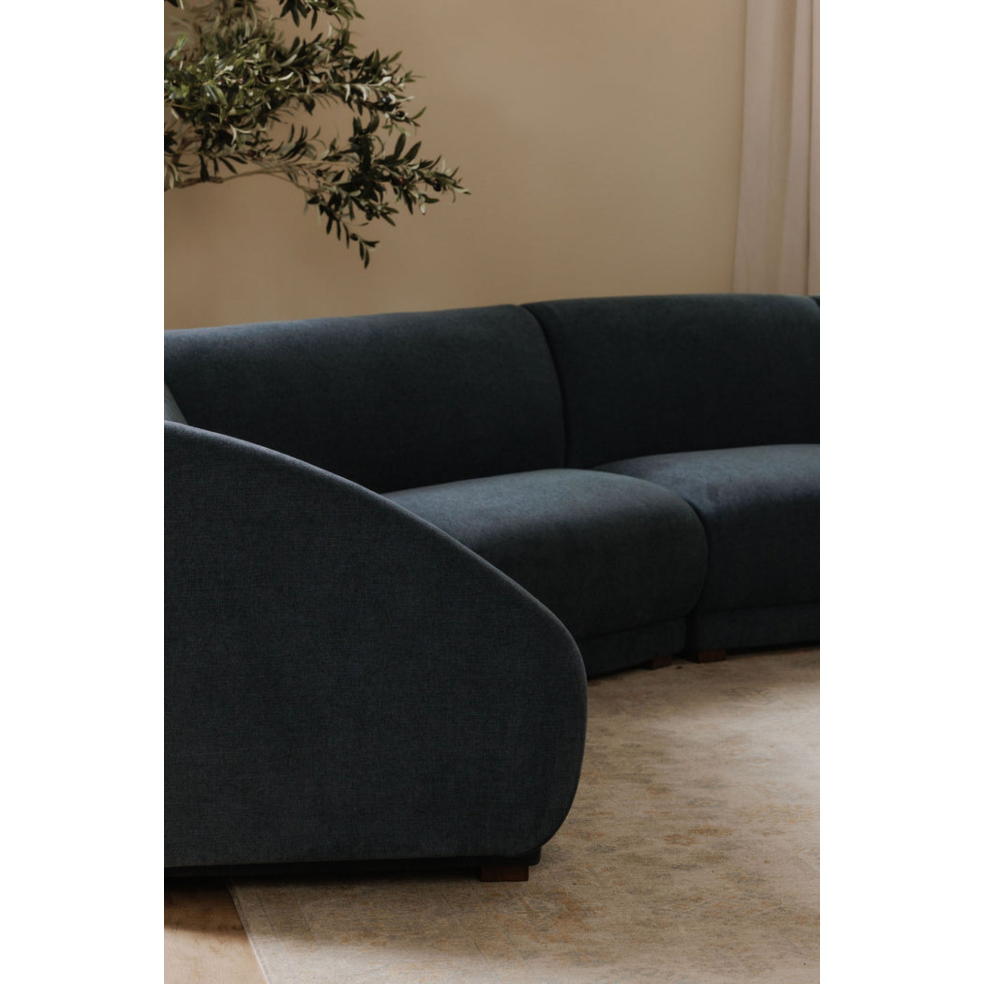 Fraser Wedge Slipper Chair