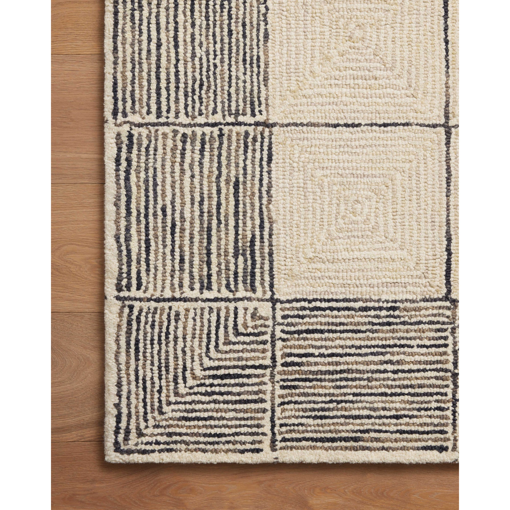 Chris Loves Julia x Loloi Francis Cream/Black Rug