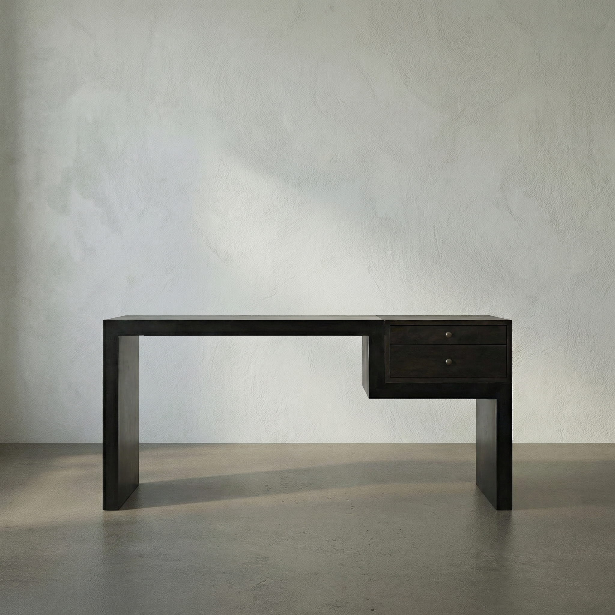 Alvaro Desk