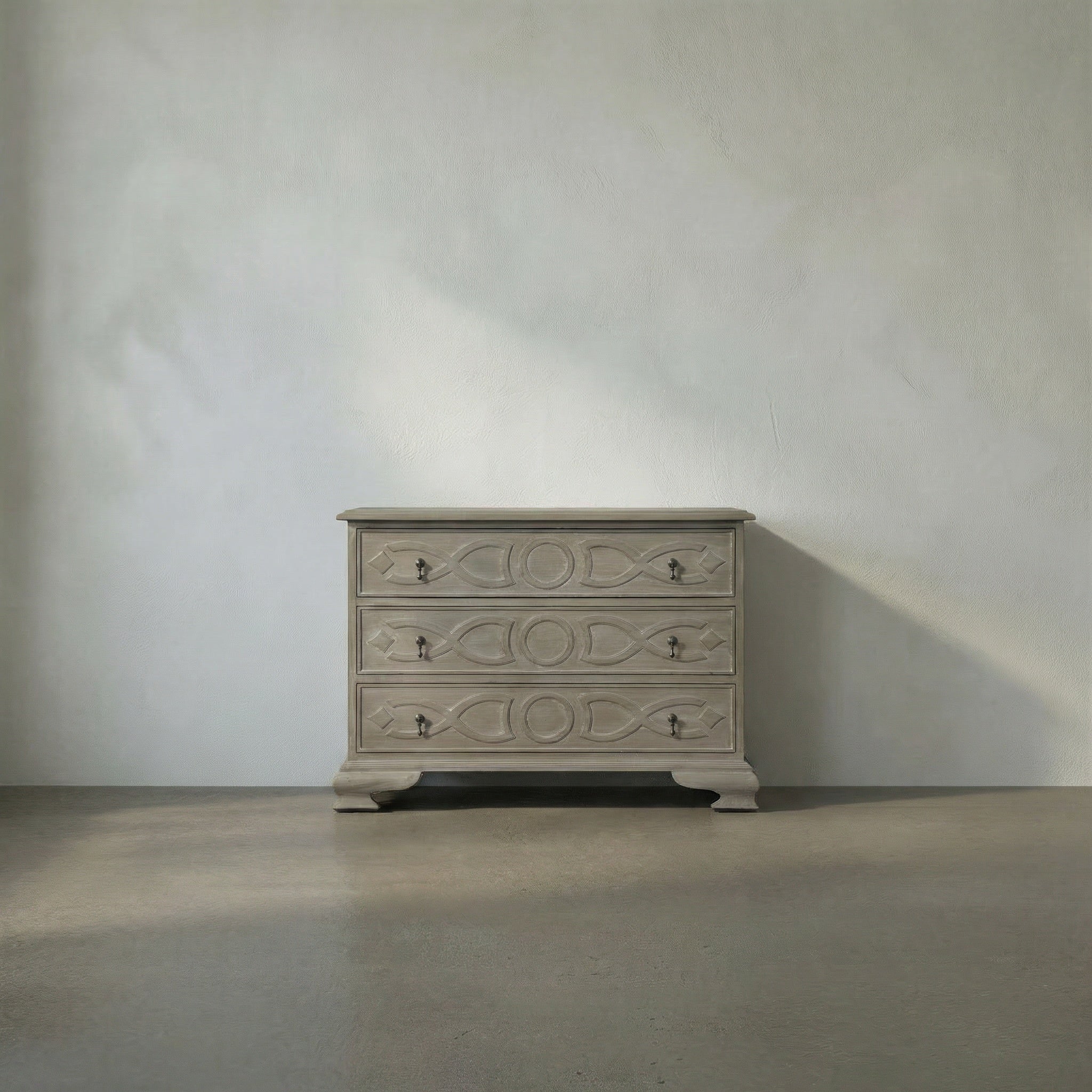 Sofie Dresser