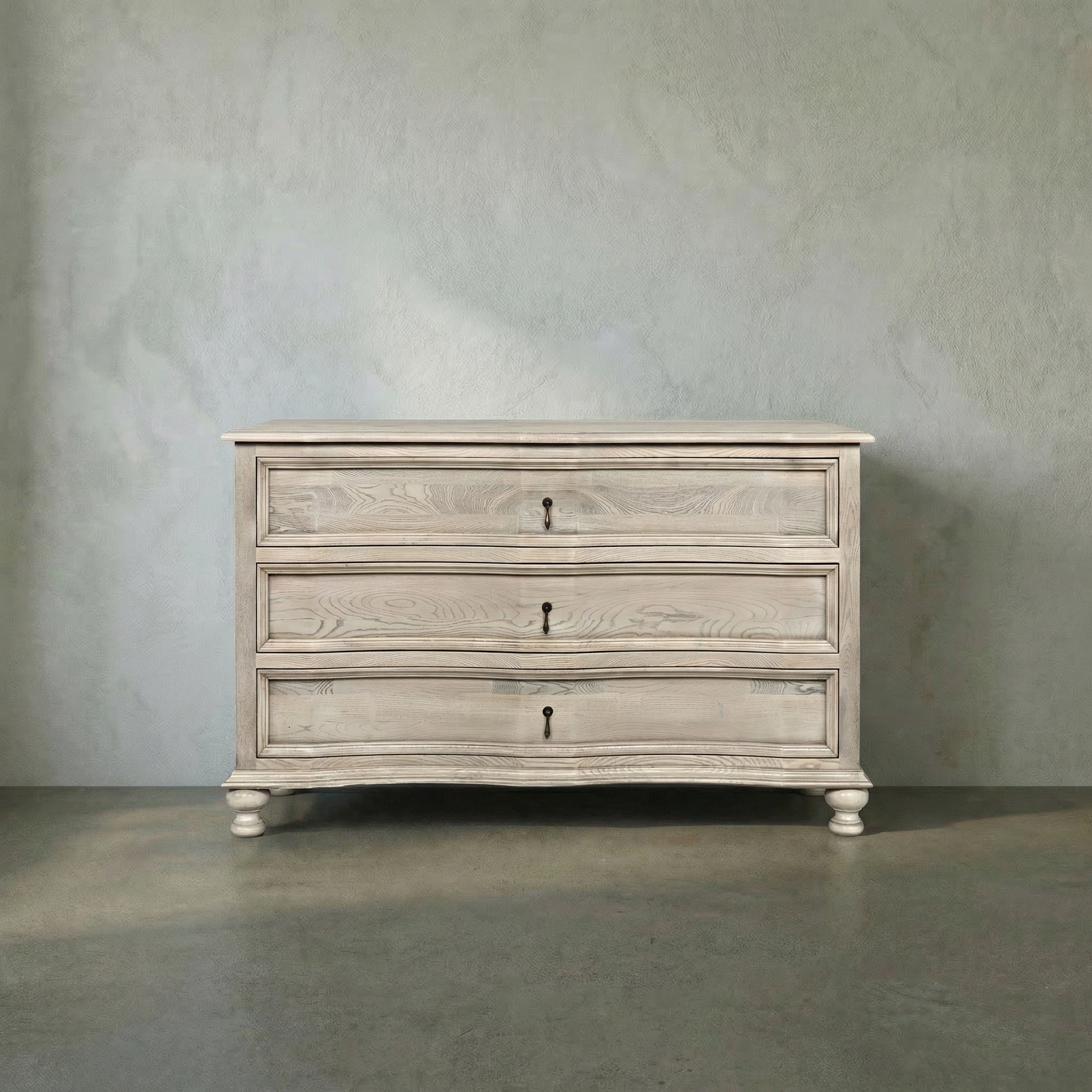 Curved Front 3-Drawer Chest