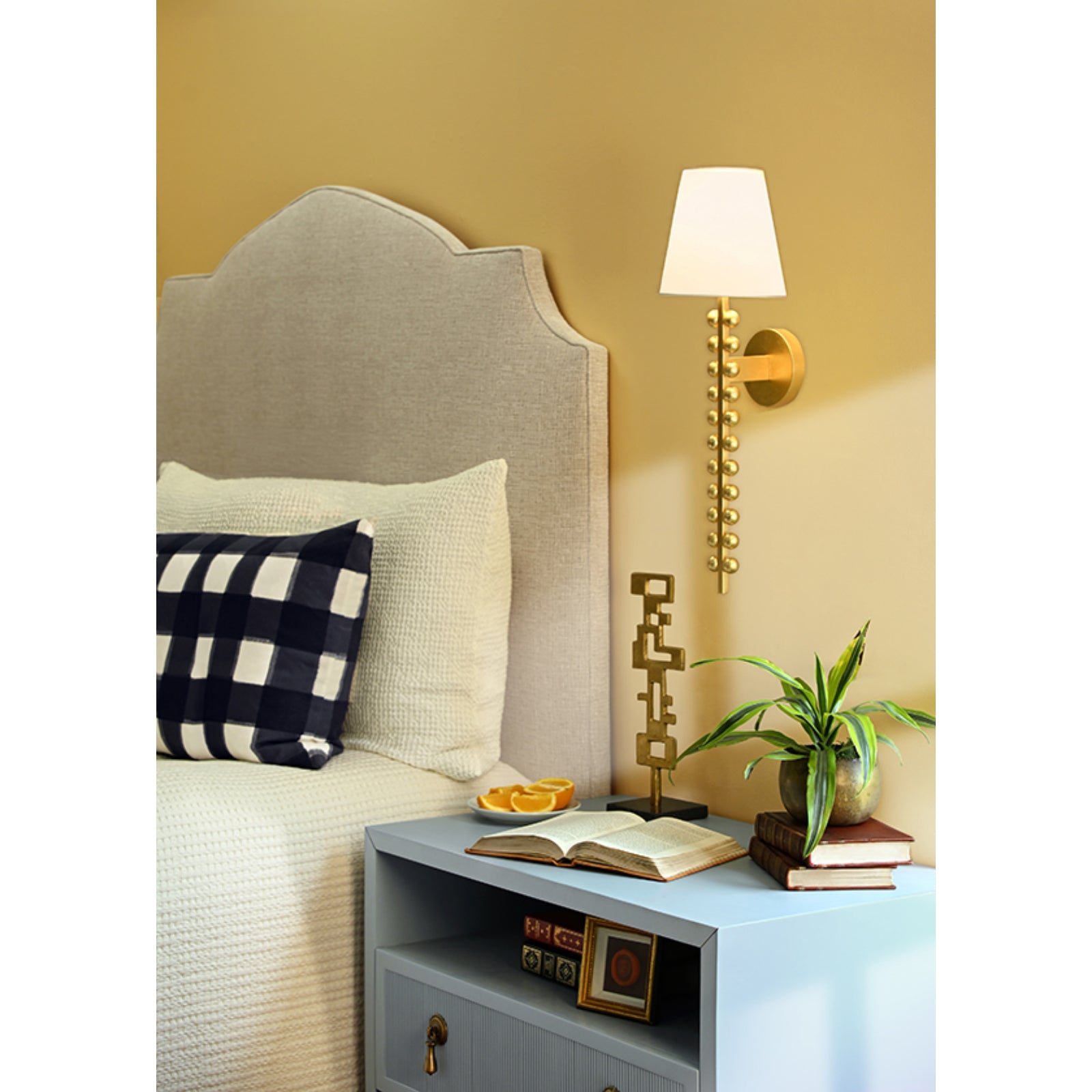 Gino One Arm Ball Lined Sconce