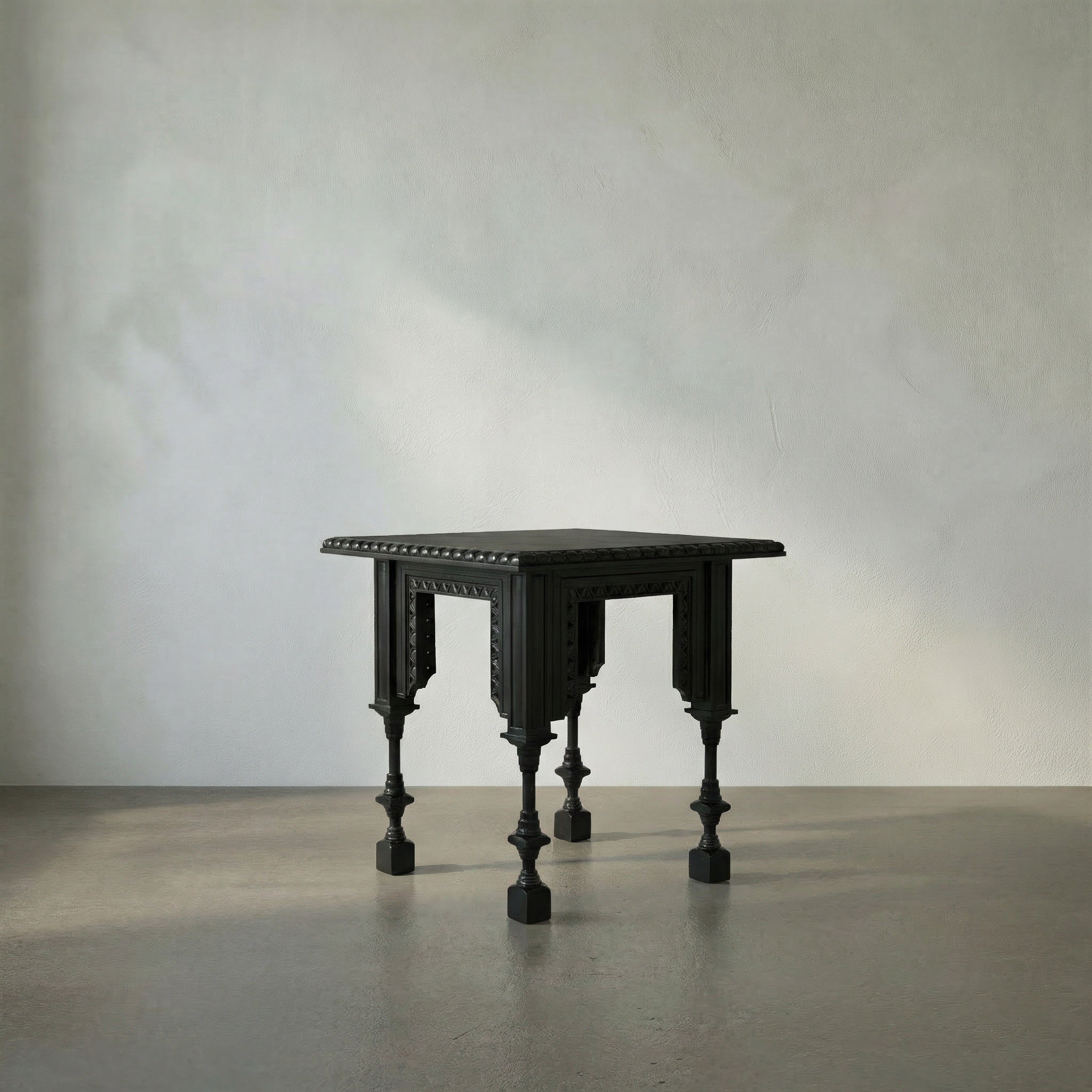 Luxor Side Table