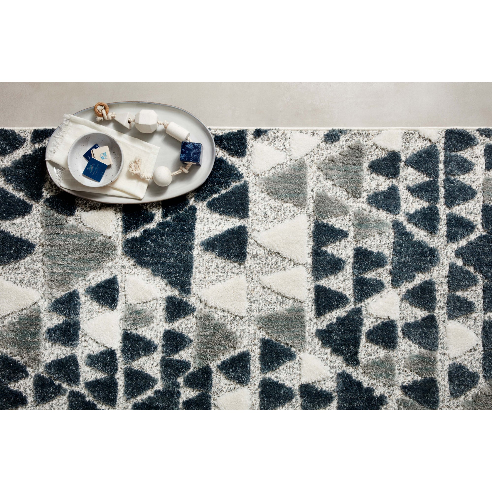 Loloi Hagen Slate/Denim 18" x 18" Sample Rug