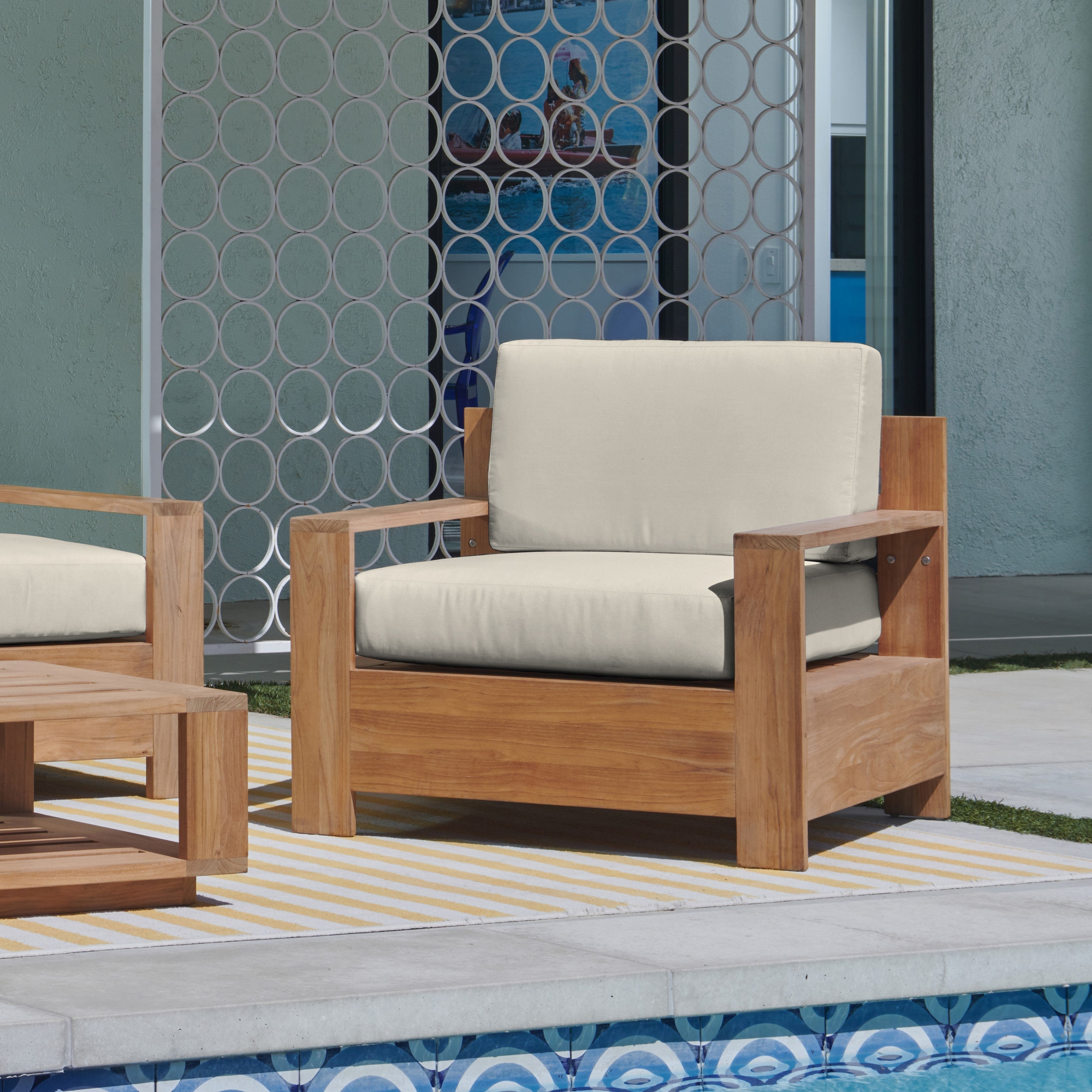 Qube Club Chair