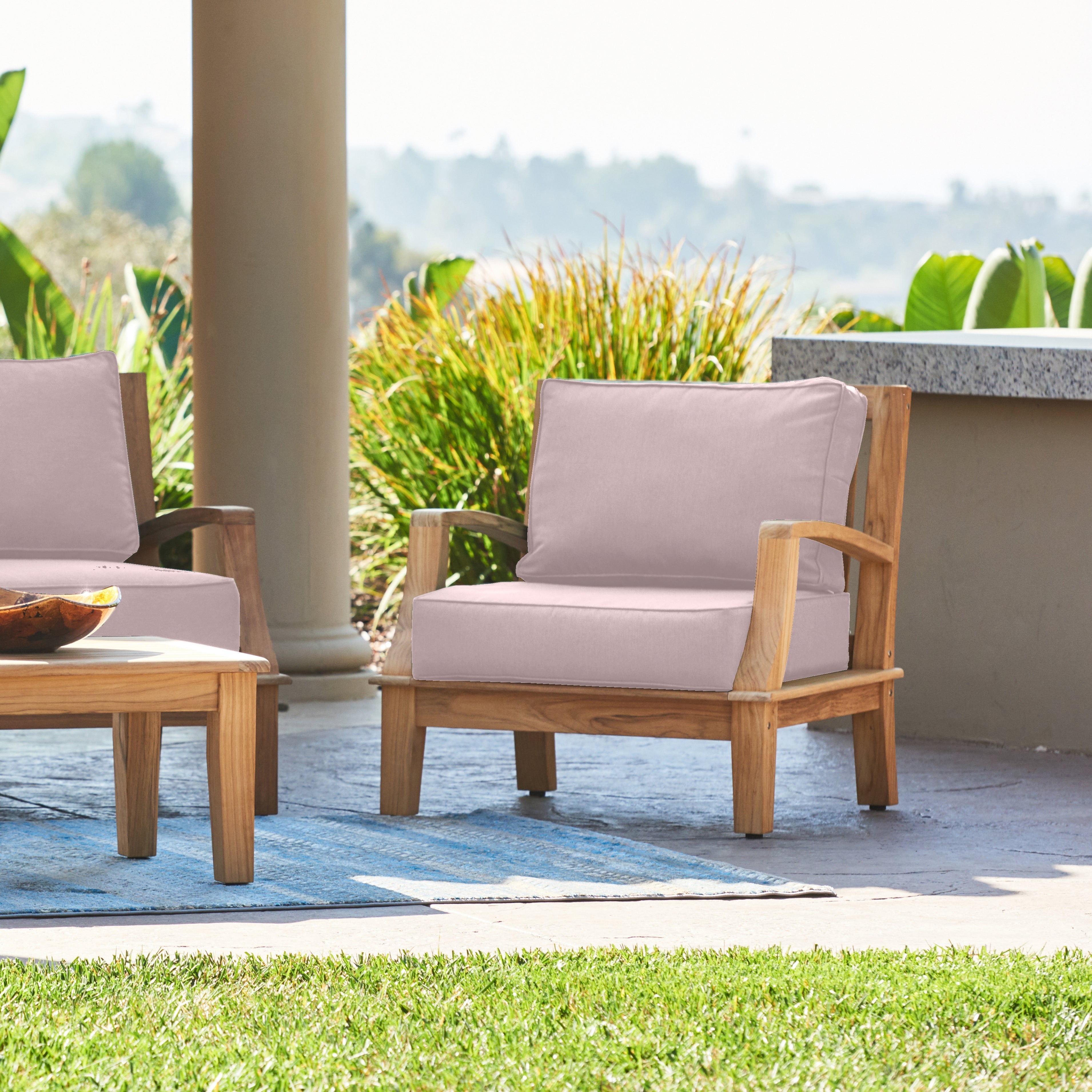 Grande Club Chair
