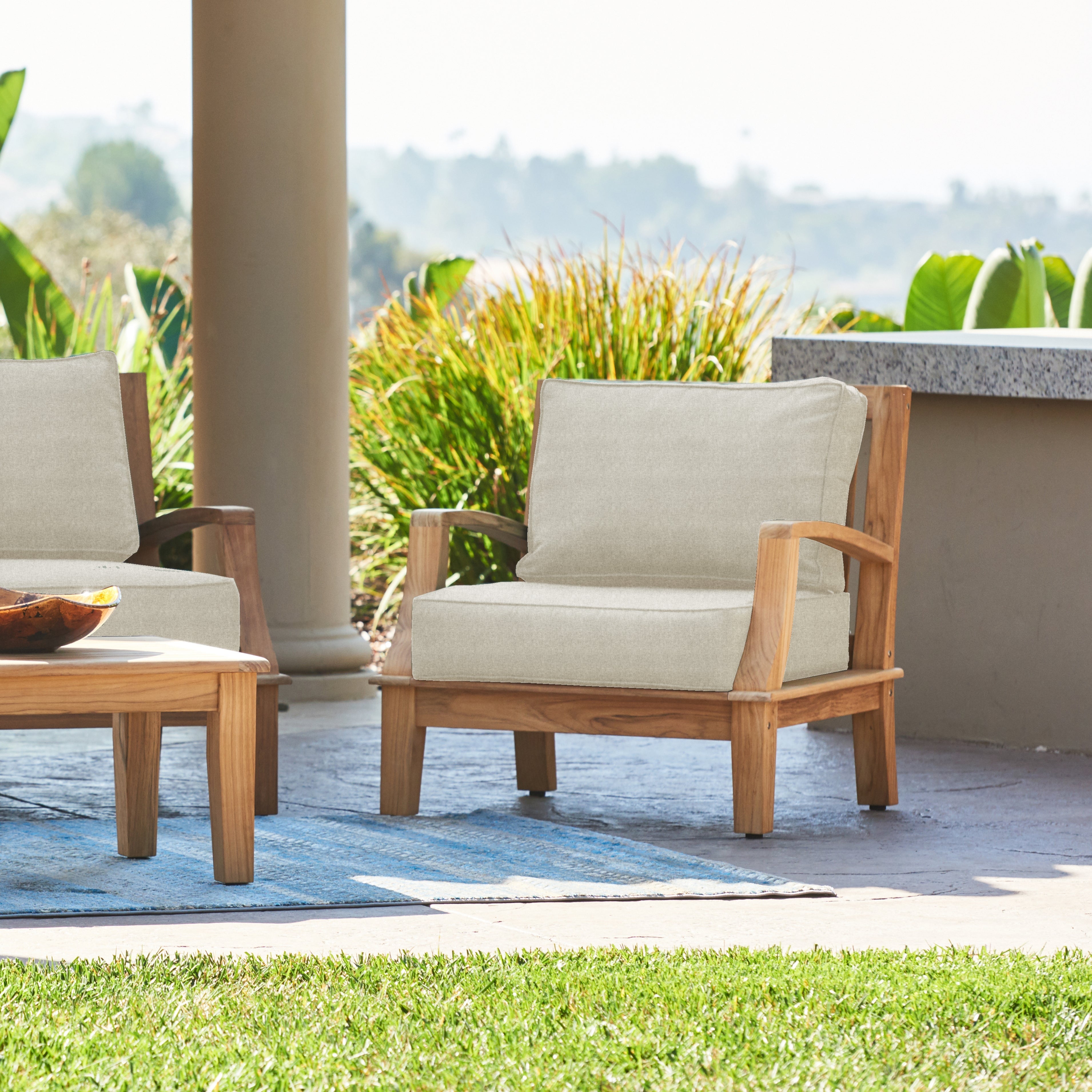 Grande Club Chair