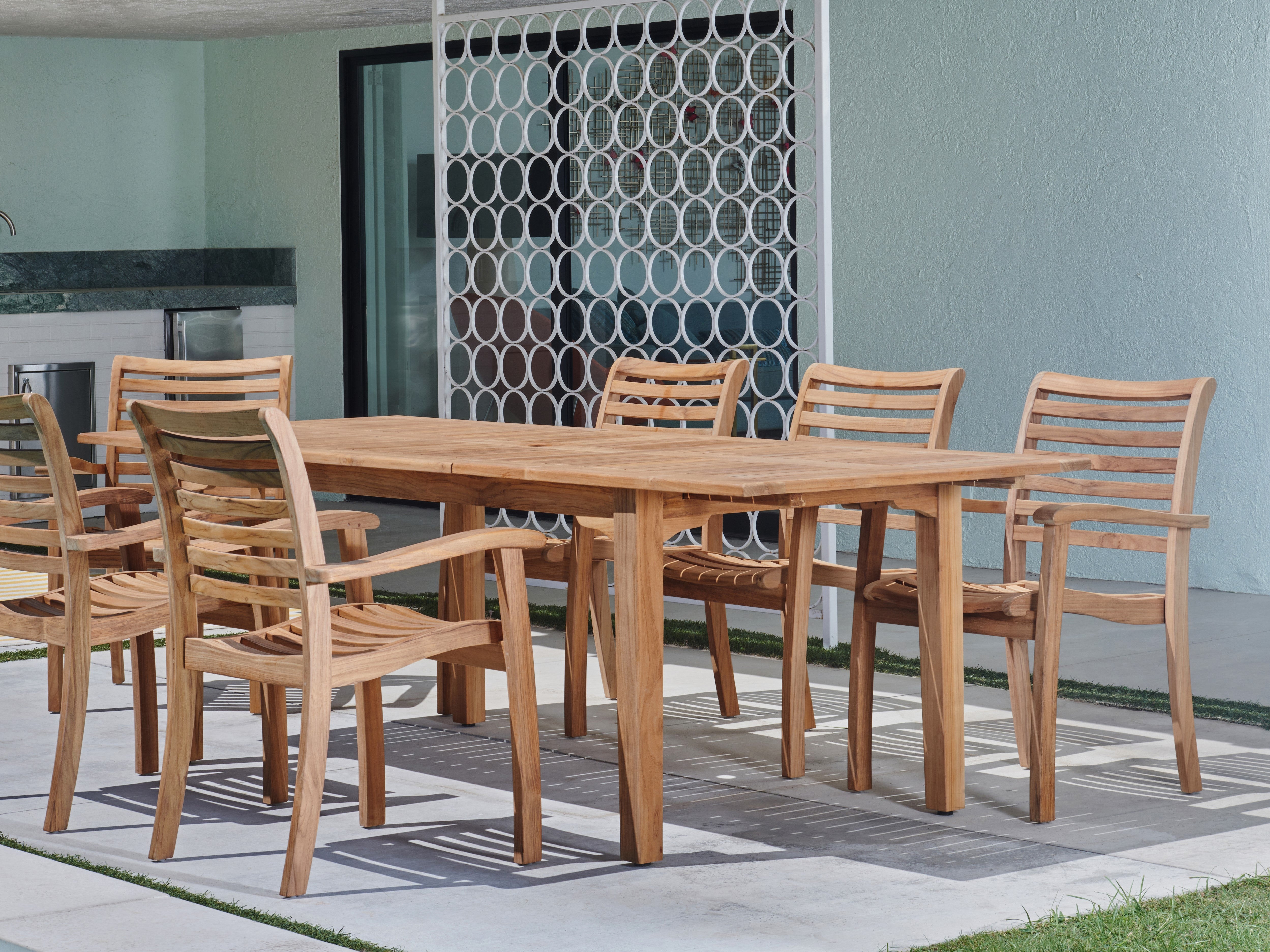 Manorhouse Dining Table
