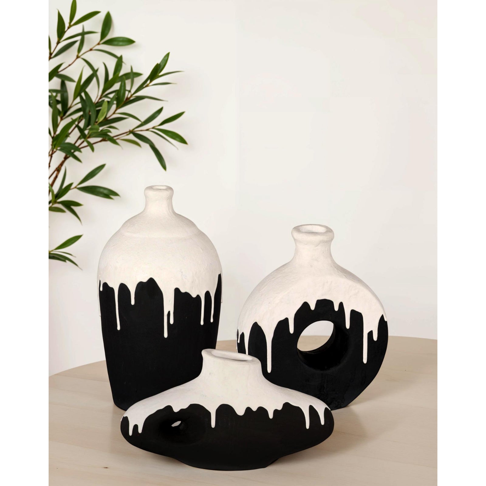 Porcelain Drip Vase - Wide