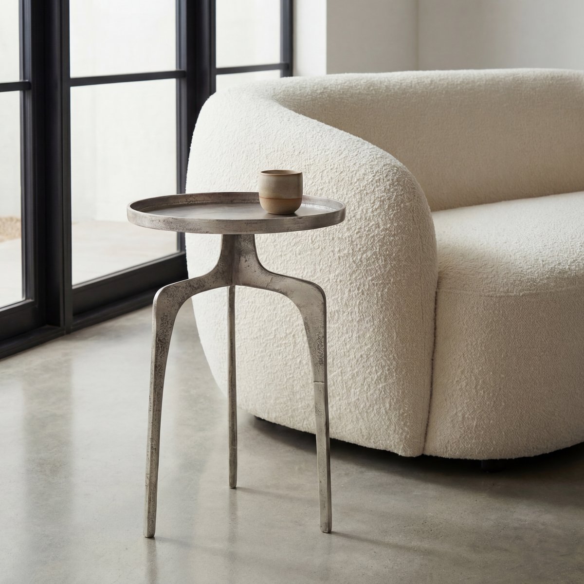 Vinya End Table