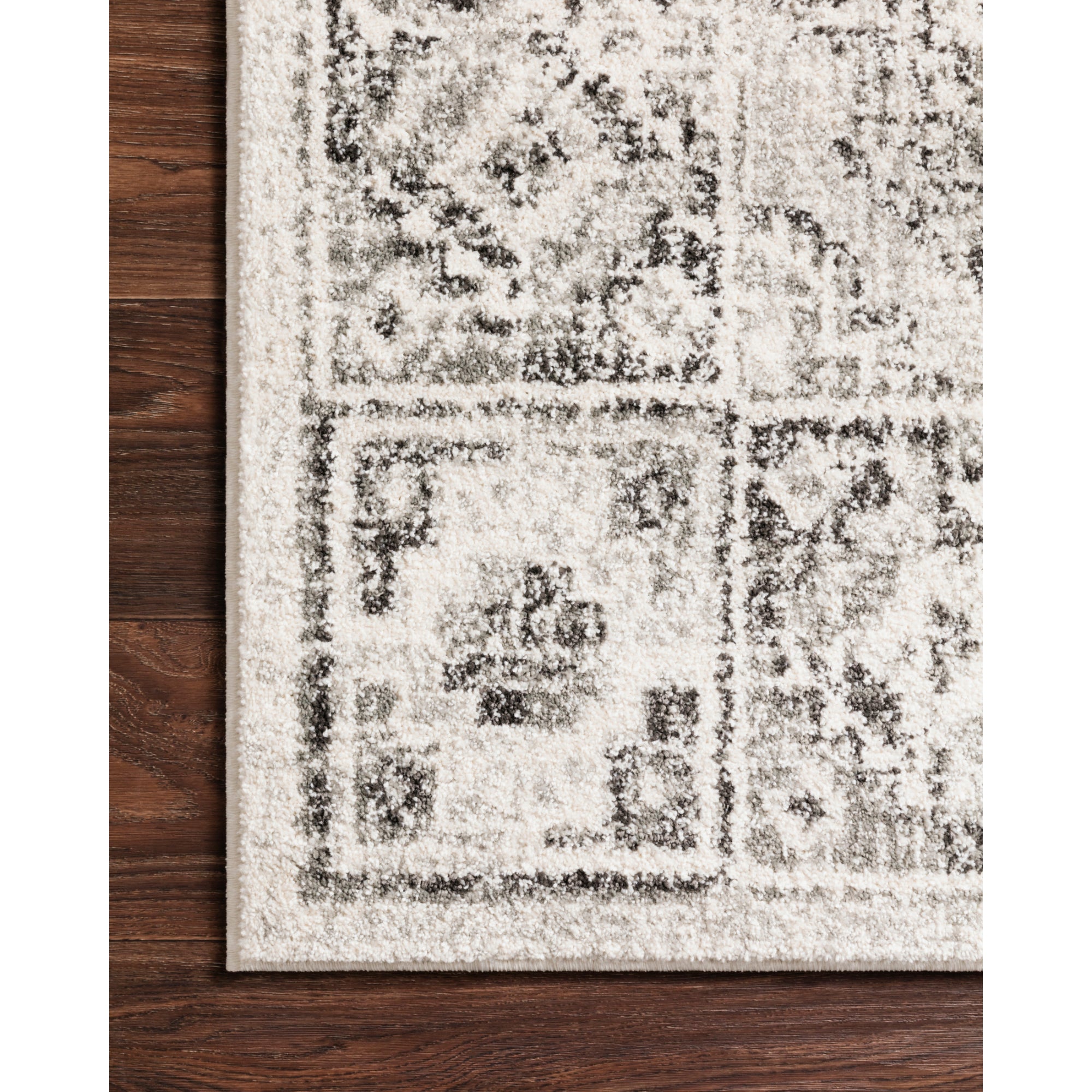 Loloi Joaquin Ivory/Charcoal Rug