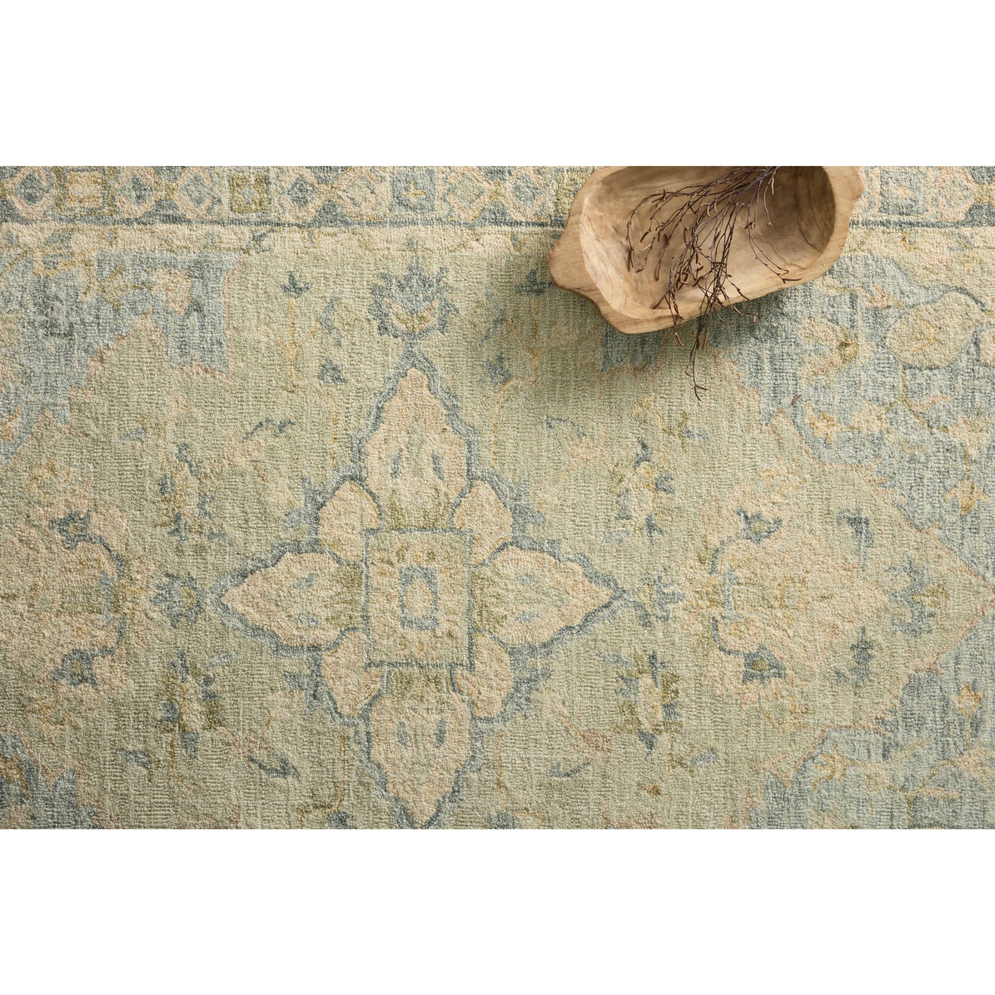 Loloi Julian Seafoam Green/Spa Rug