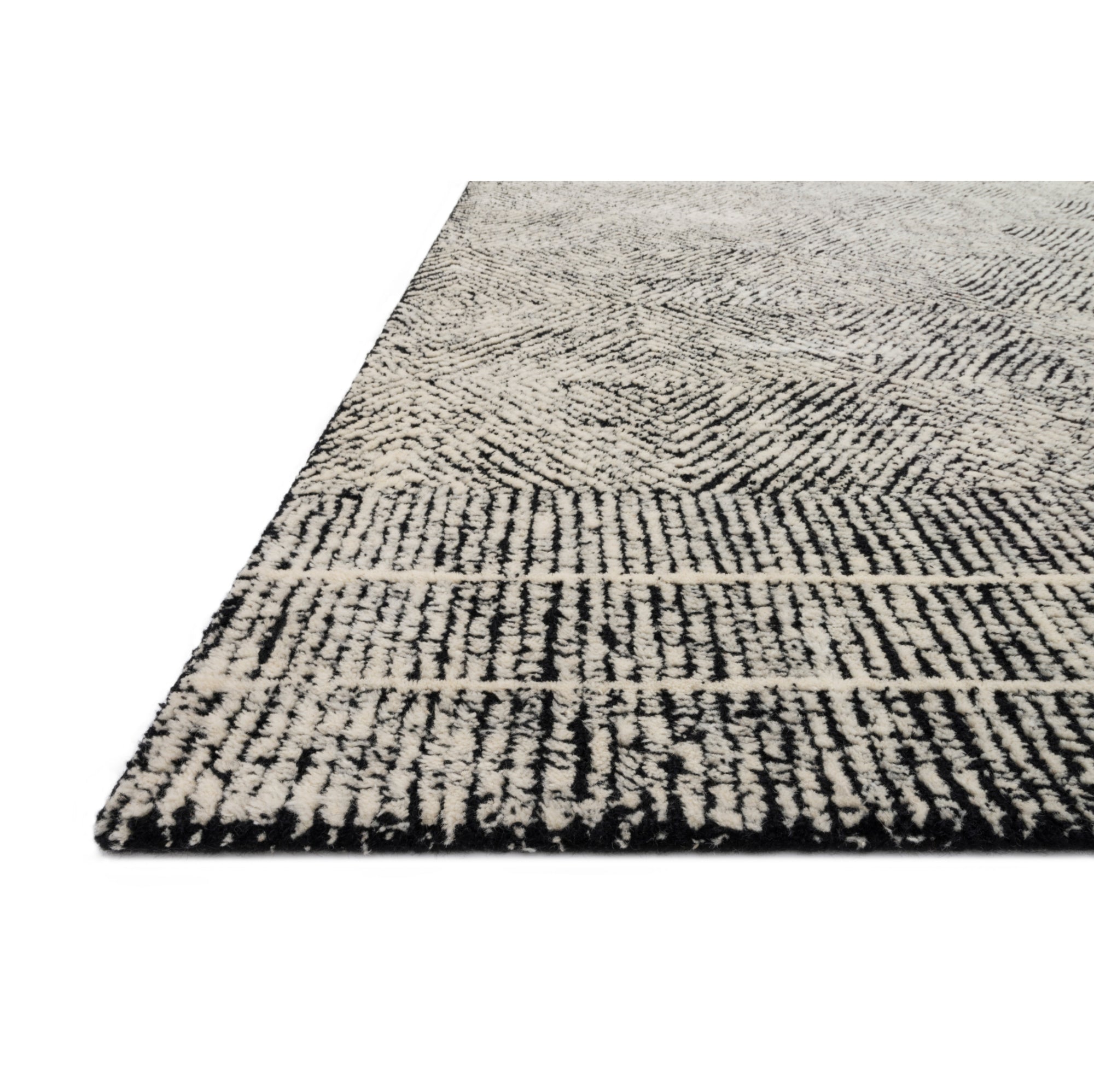 Loloi Kopa Black/Ivory Rug