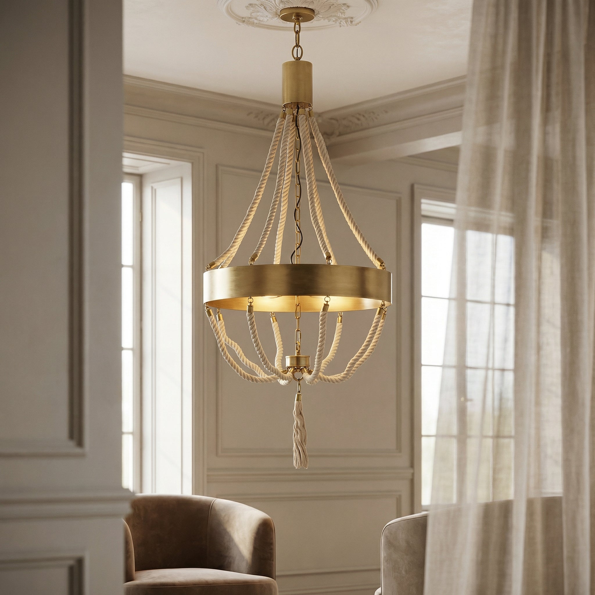Alec Chandelier