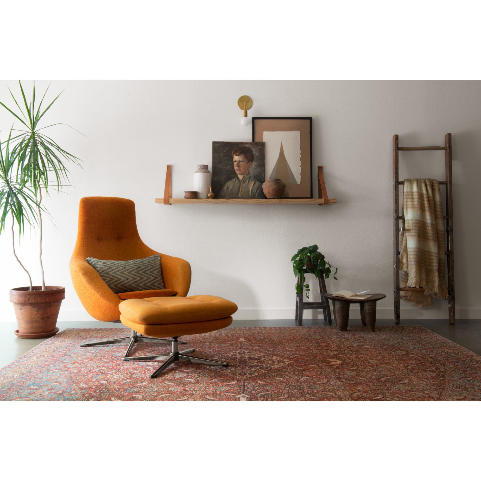 Loloi Loren Red/Multi Rug