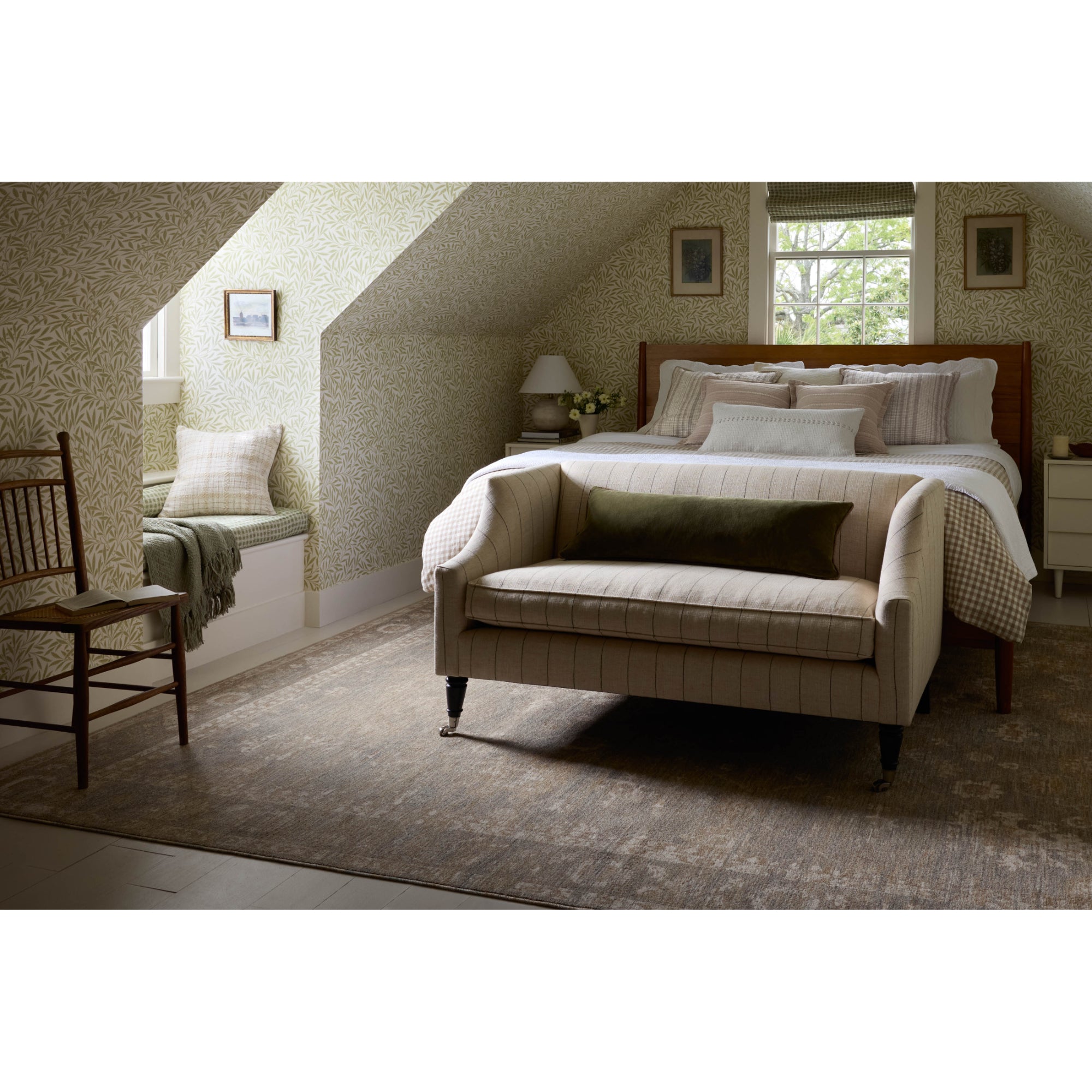 Chris Loves Julia x Loloi Louisa Lagoon/Ivory Rug