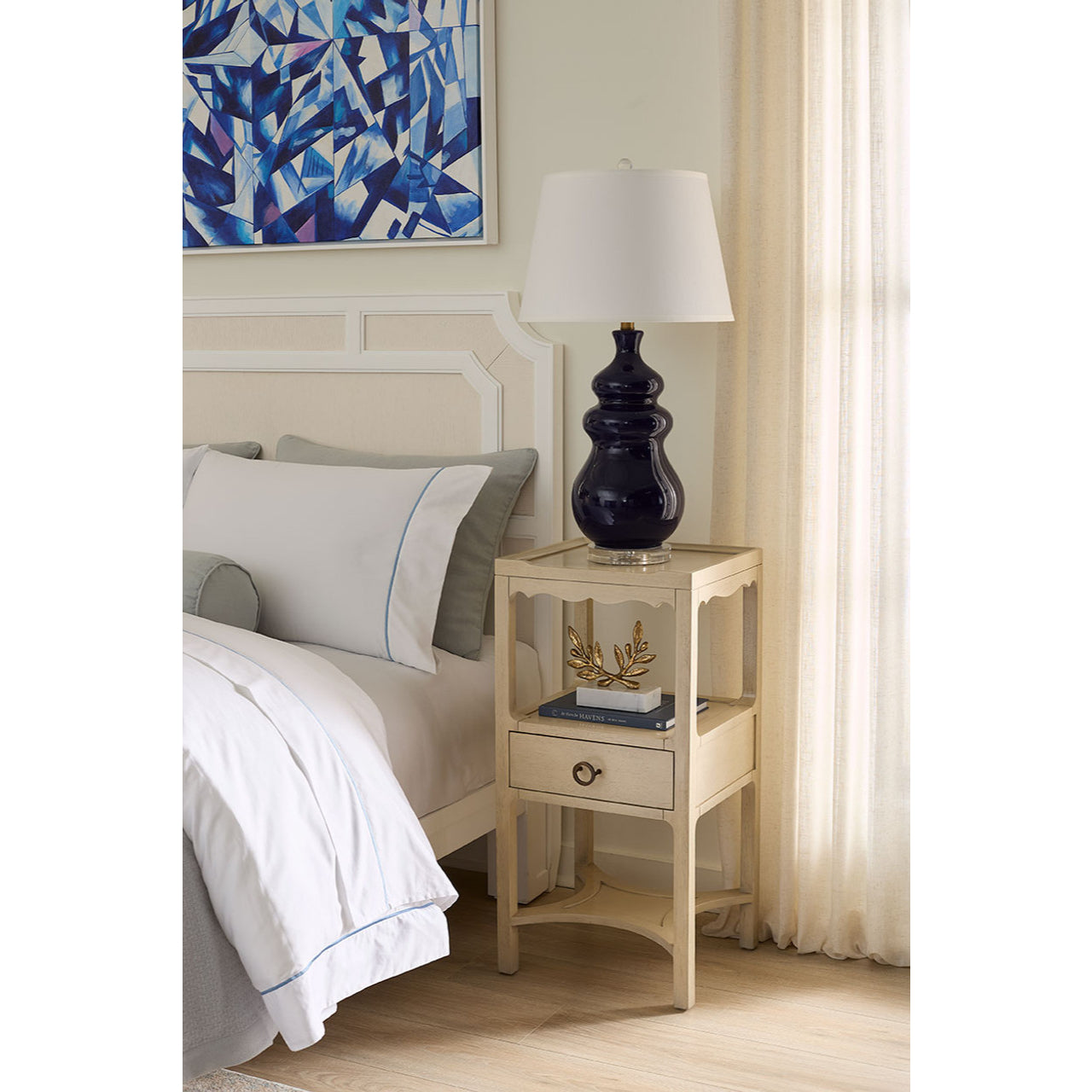 Maila 16" Lamp with Shade