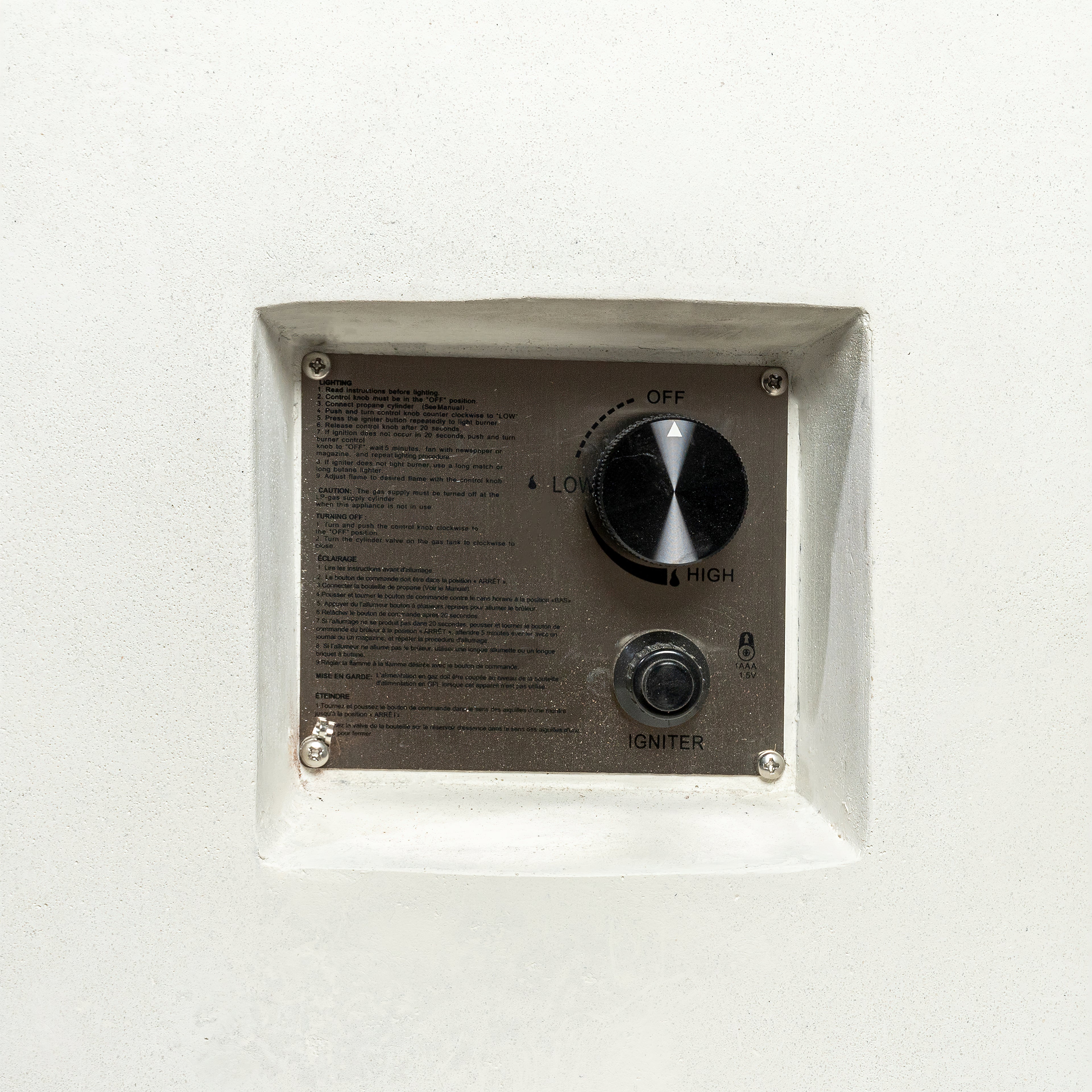 Beton 42" Round Concrete Propane Gas Fire Pit with Access Door