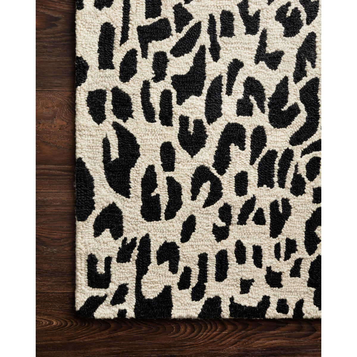 Loloi Masai Black/Ivory Rug by Loloi