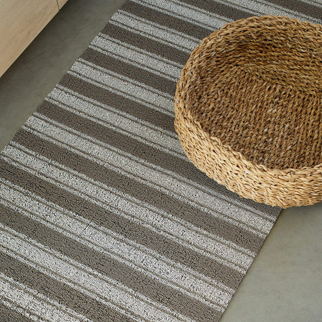 Boardwalk Stripe Shag Mat
