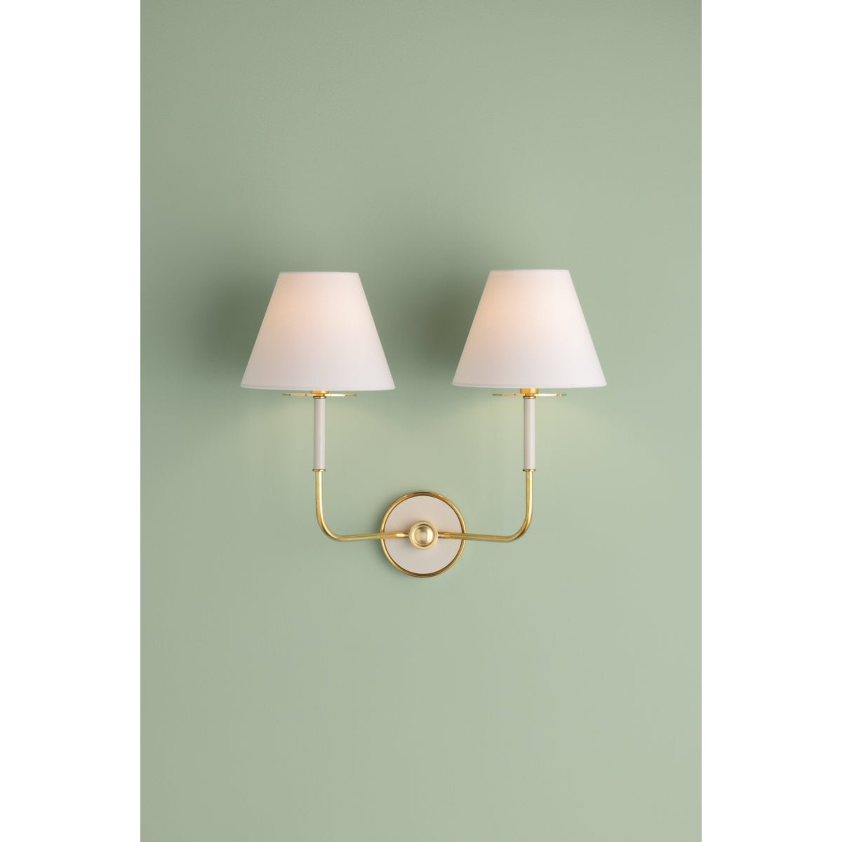 Wedgewood 2-Light Wall Sconce