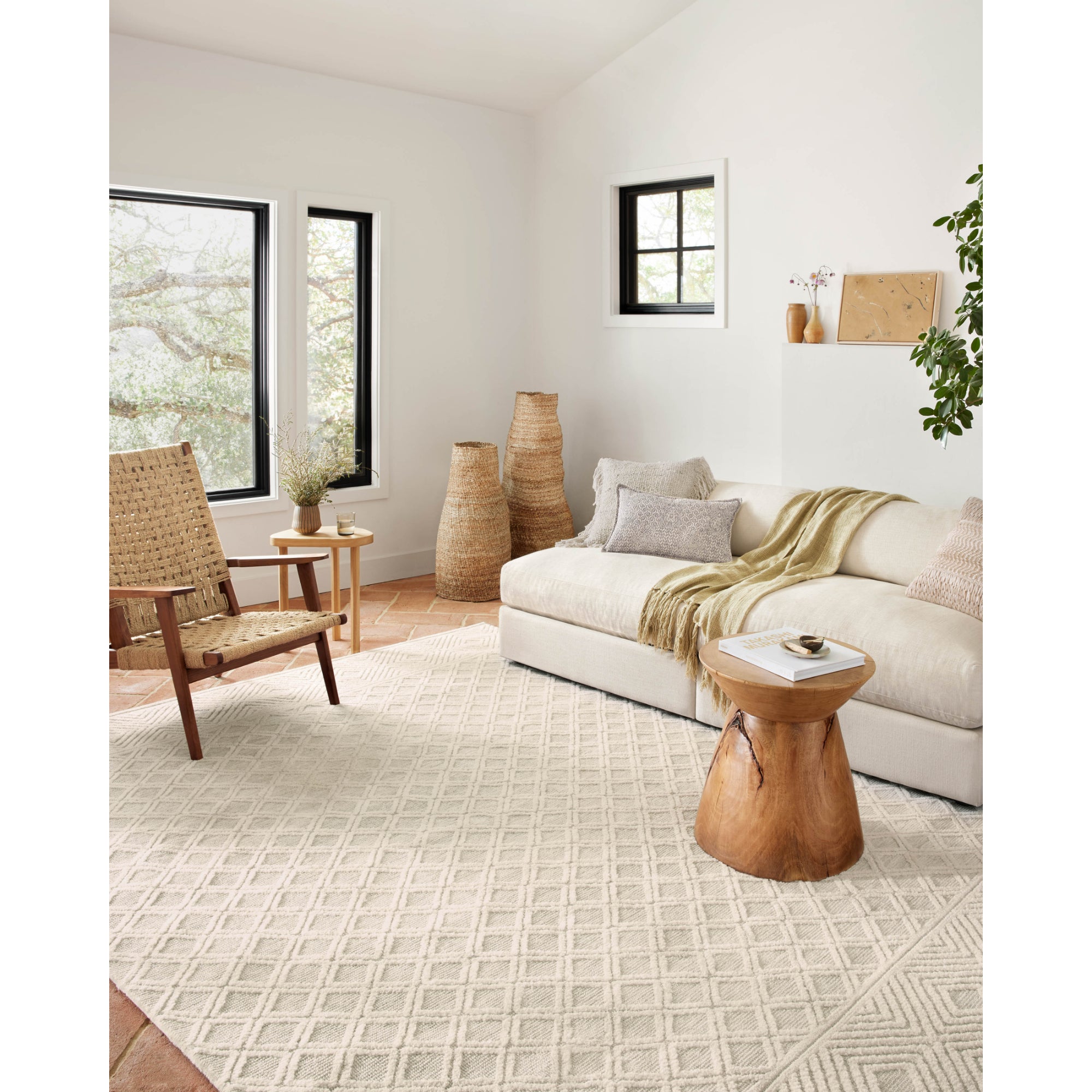 Loloi Neda Ivory/Natural Rug