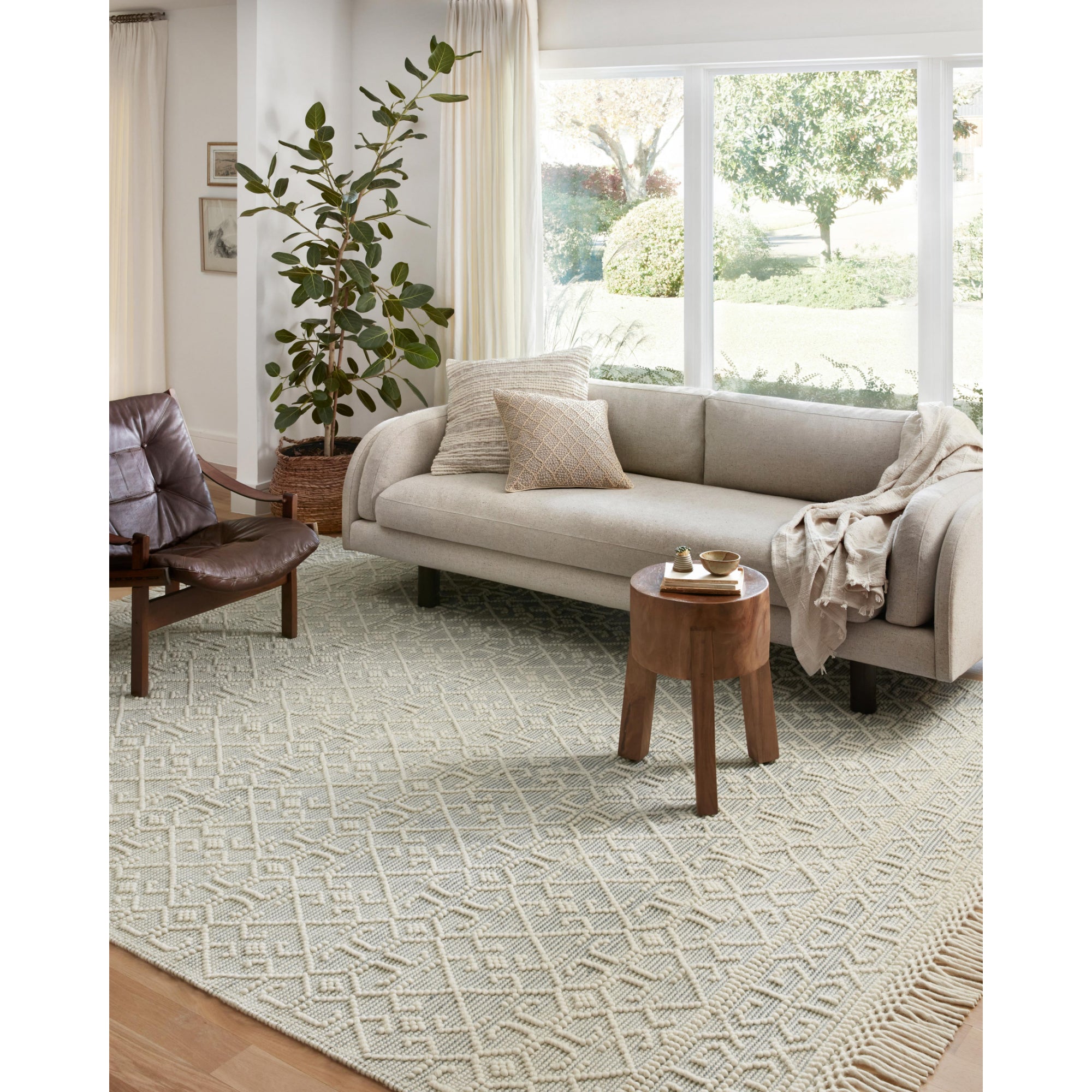 Loloi Noelle Ivory/Blue NOE-03 Rug