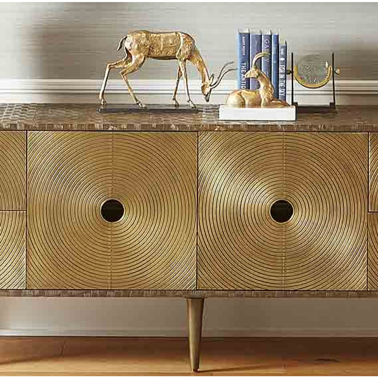 Oryx Curved Horn Statue