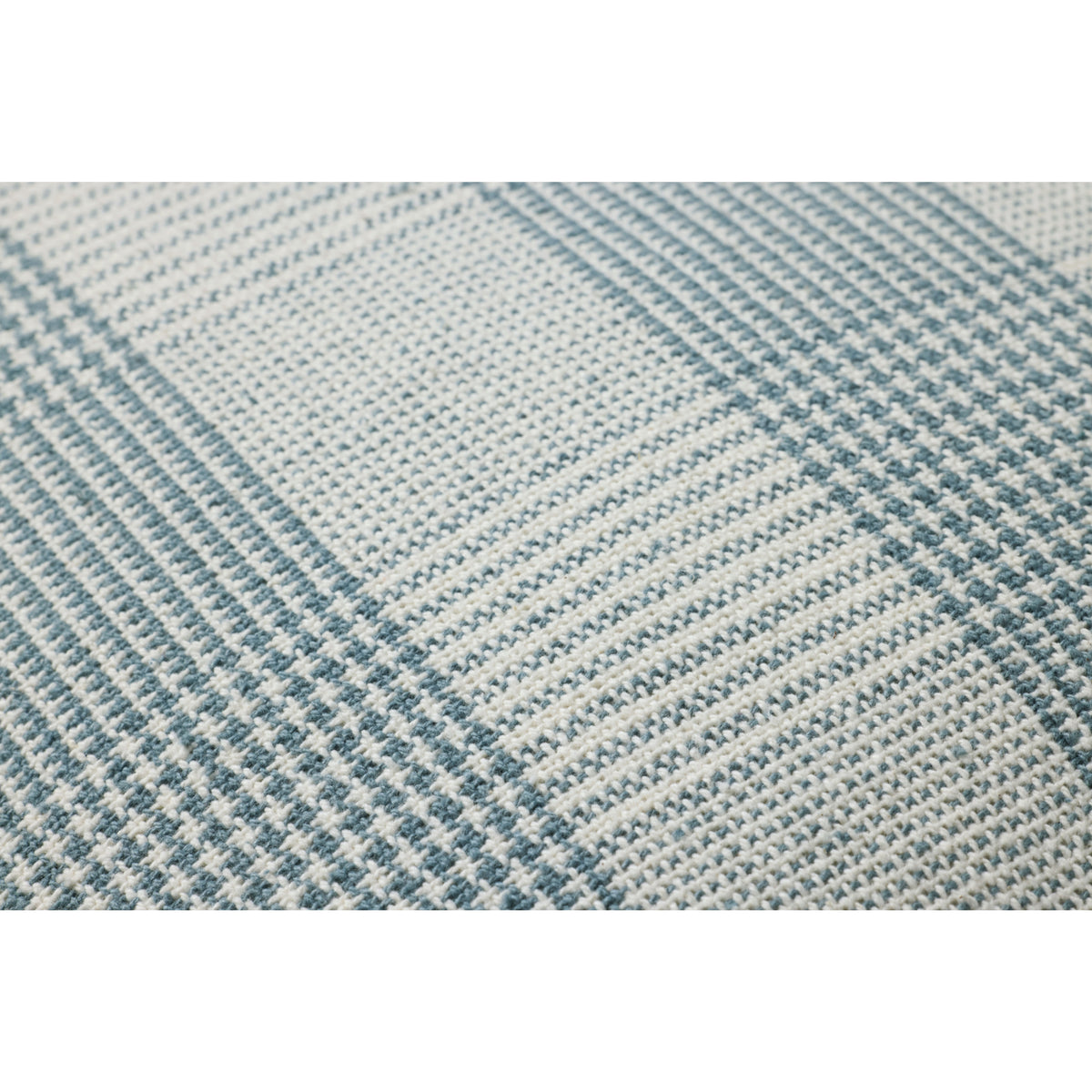 Chris Loves Julia x Loloi Auggie 22'' x 22'' Cover Only