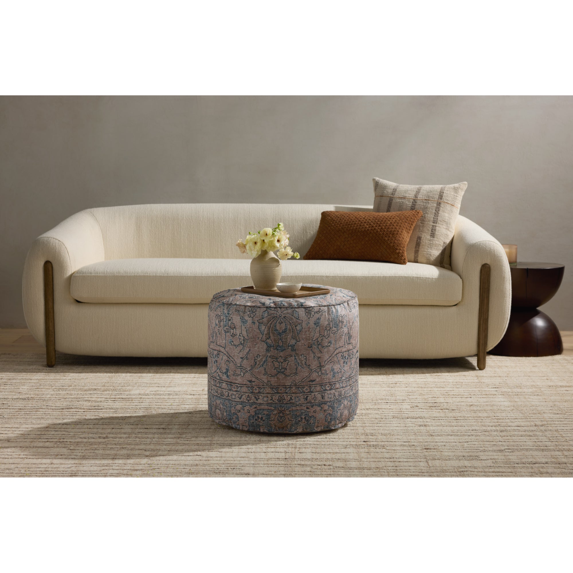 Loloi LPF558 Taupe 18 x 18 x 20 Pouf