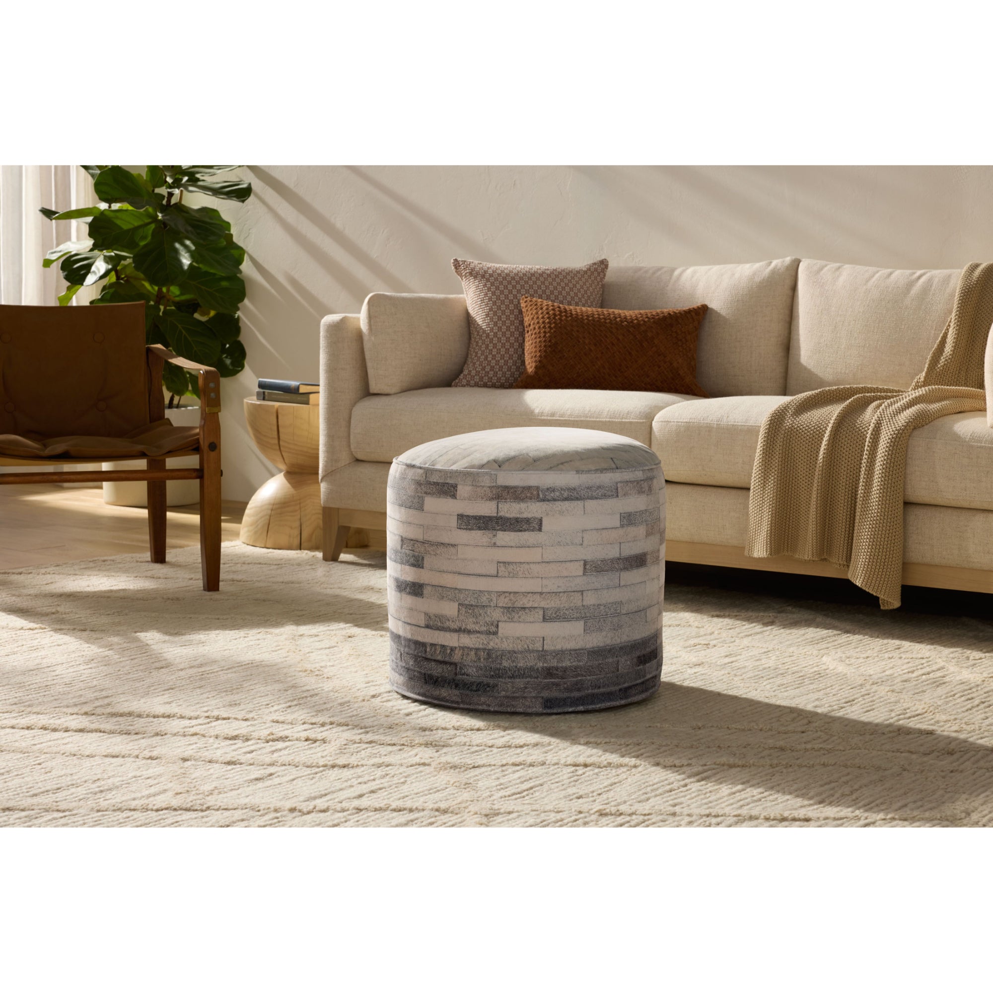 Loloi PF0002 Ivory/Grey Pouf