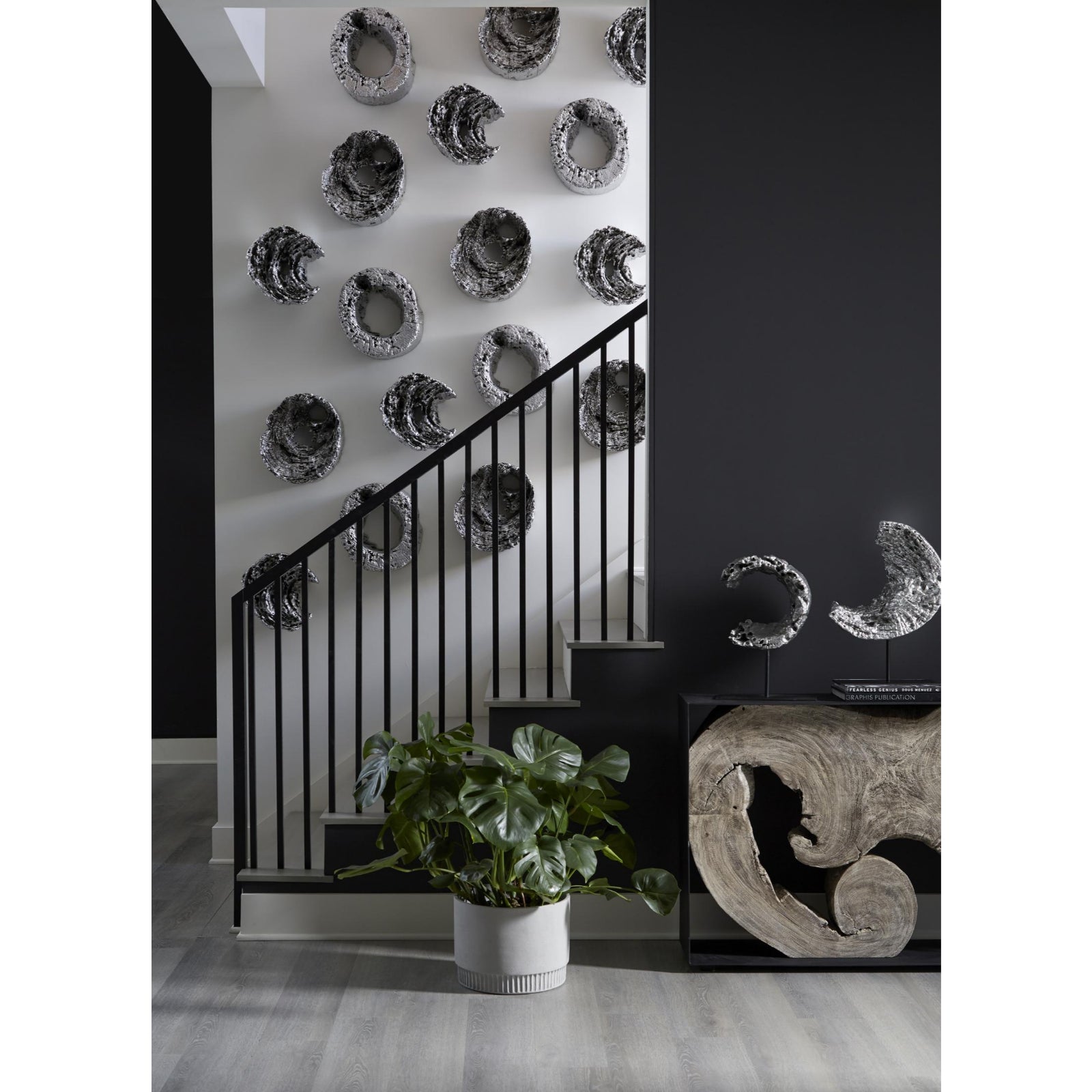 Cast Eroded Wood Circle on Stand - Silver Leaf
