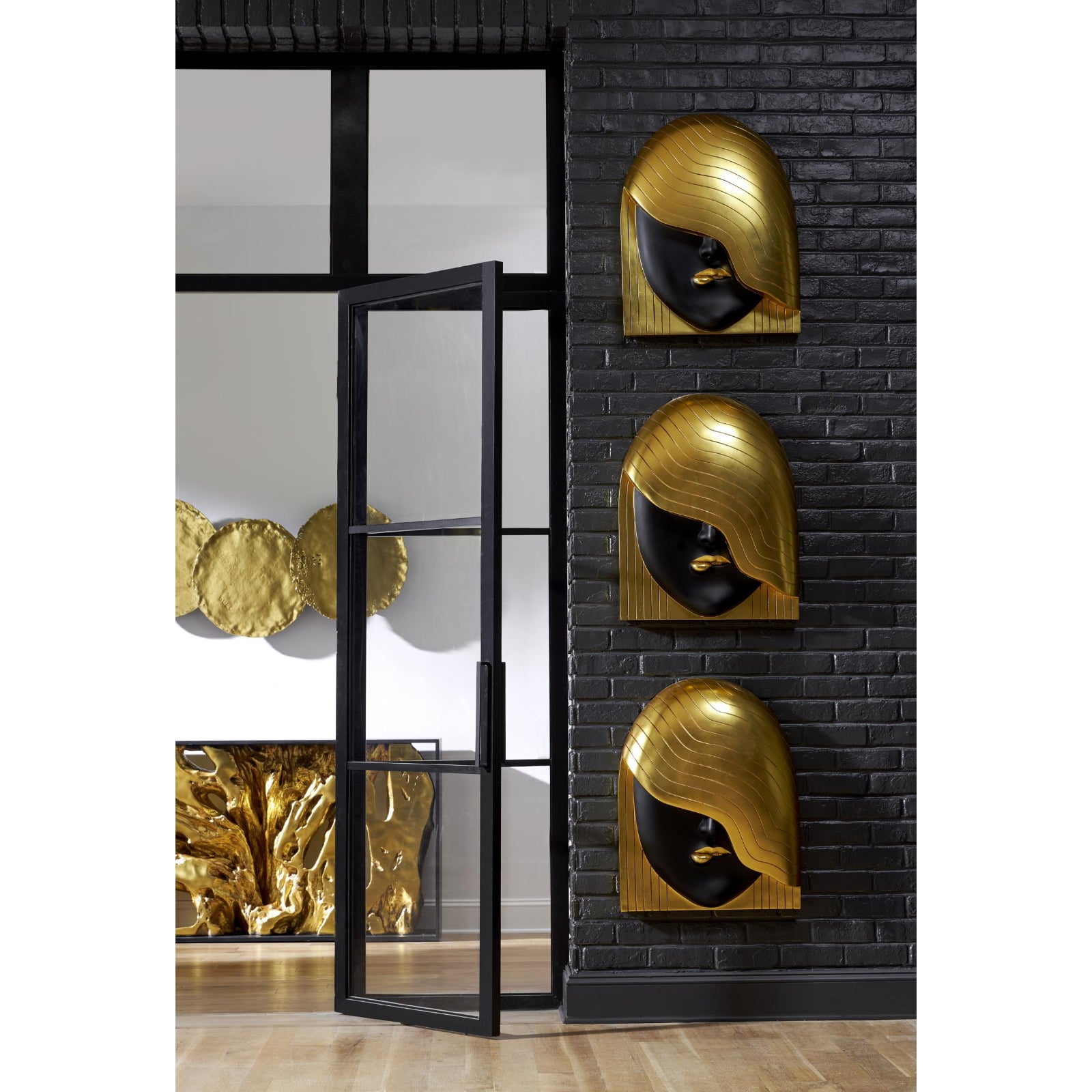 Fashion Faces Her Left Wave Wall Art - Large