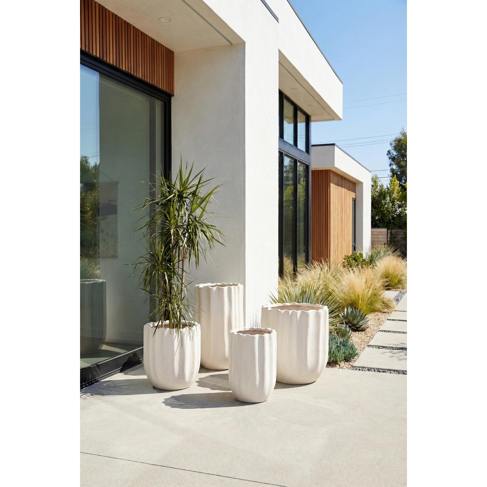 Tulip Flower Planter - Slim Tall