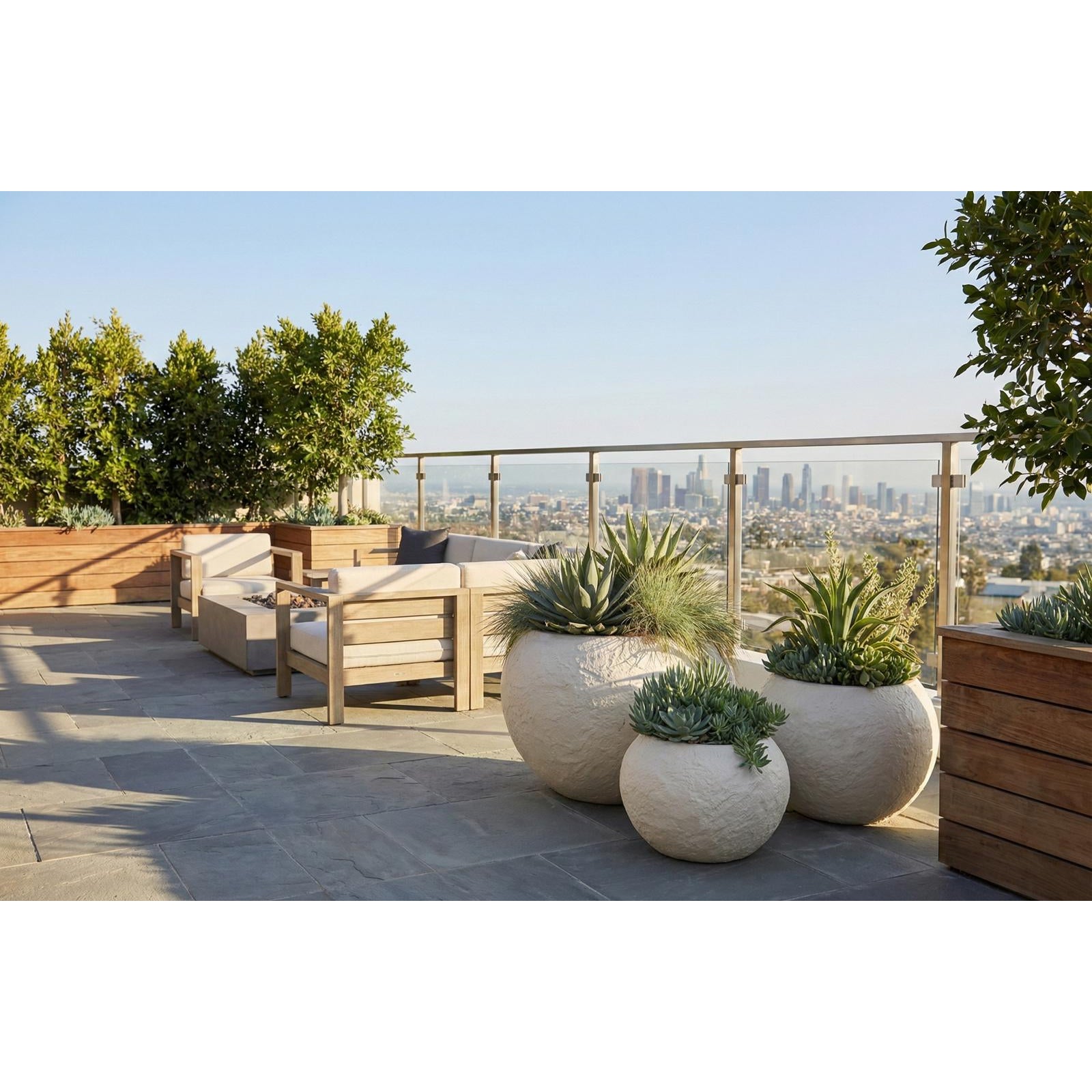 Aera Wide Planter - Black