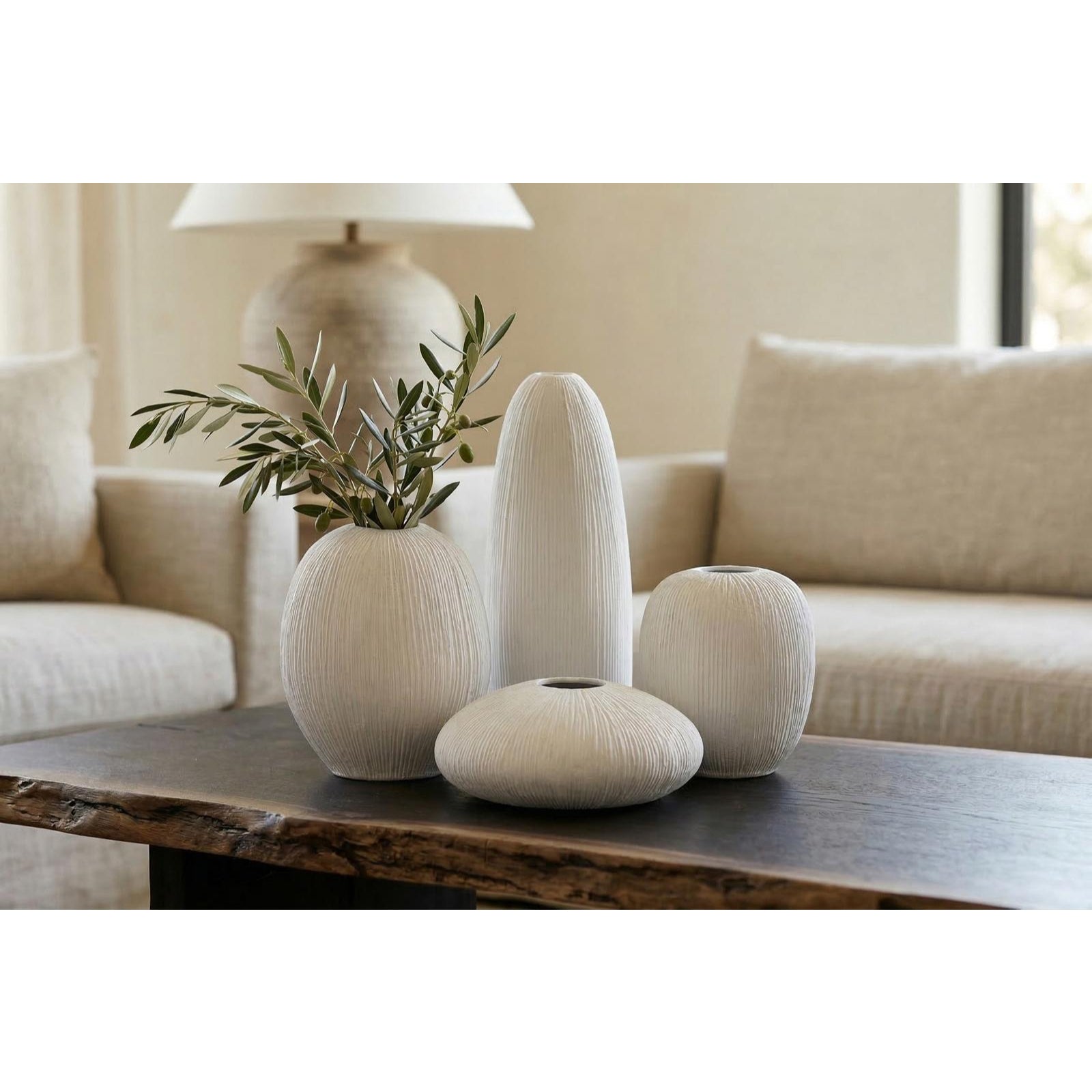 Vasti Vase