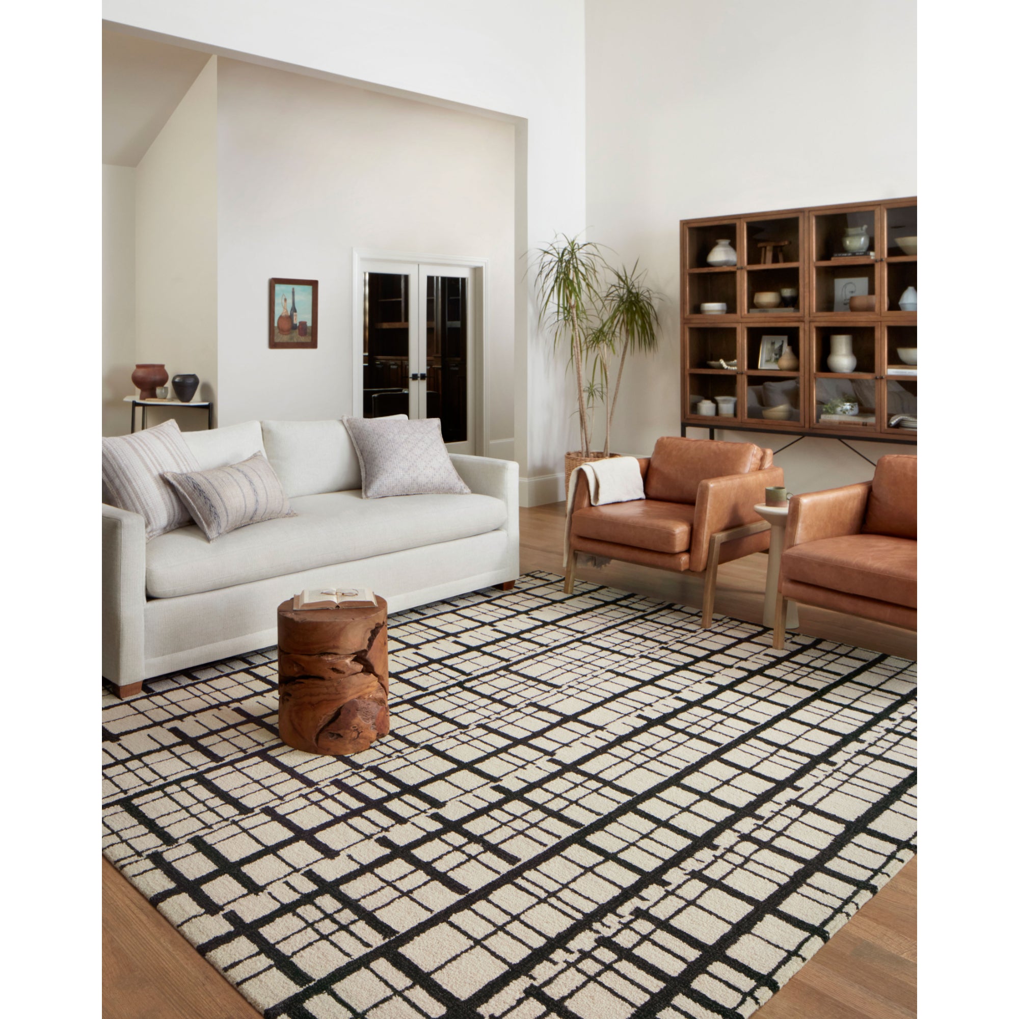 Chris Loves Julia x Loloi Polly Black/Ivory Rug