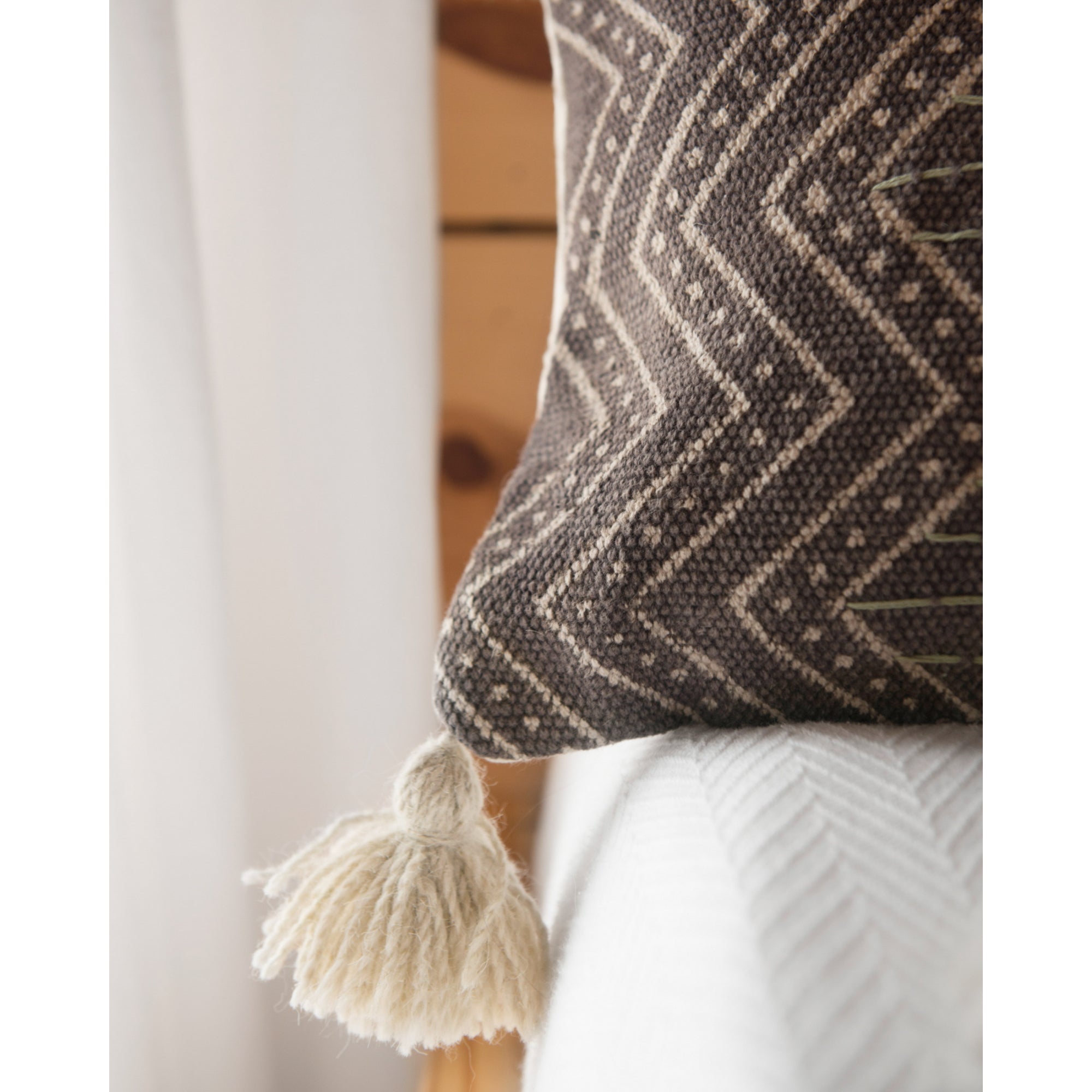 Loloi P0607 Grey/Multi 13" x 35" Cover with Poly Pillow