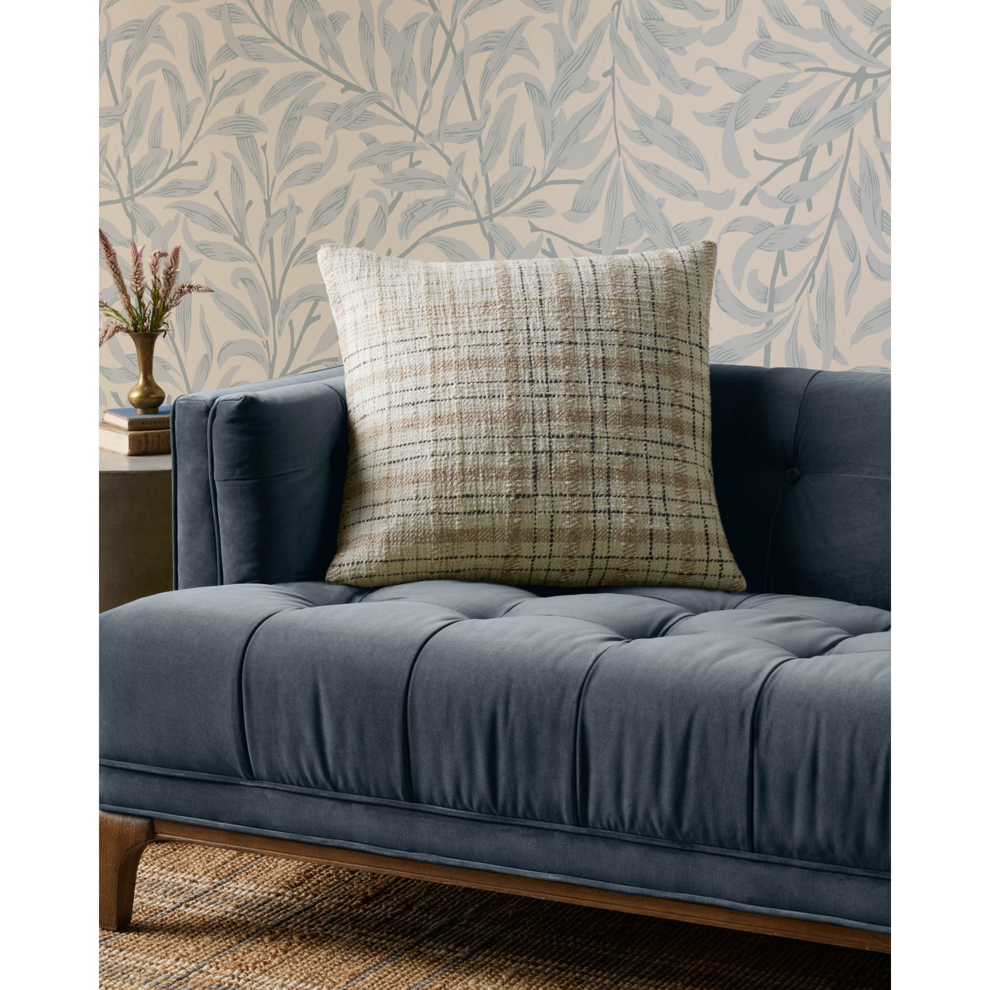 Chris Loves Julia x Loloi Cricket Beige /Black 22'' x 22'' Cover with Poly Pillow