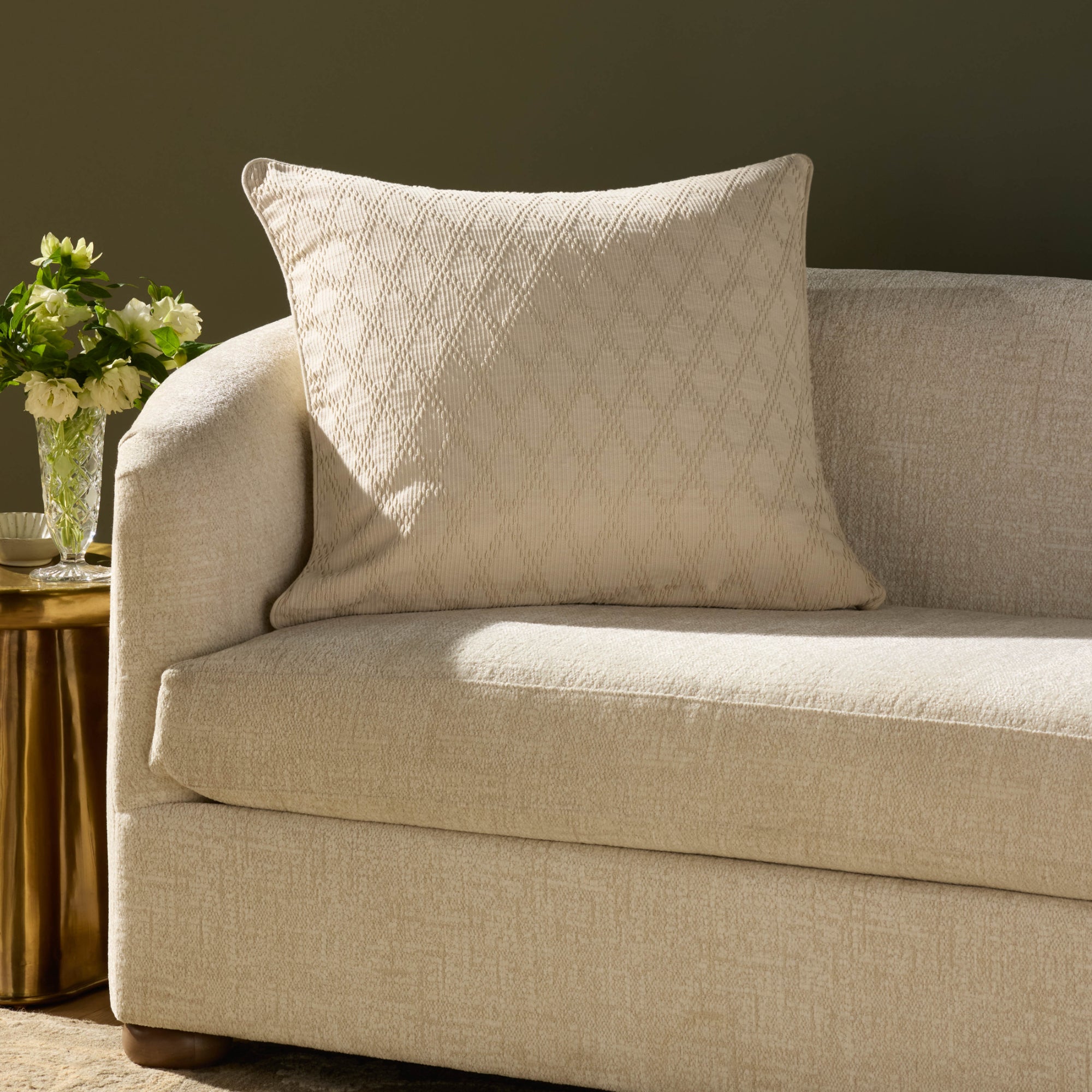 Chris Loves Julia x Loloi Cary 26" x 26" Cover with Poly Pillow