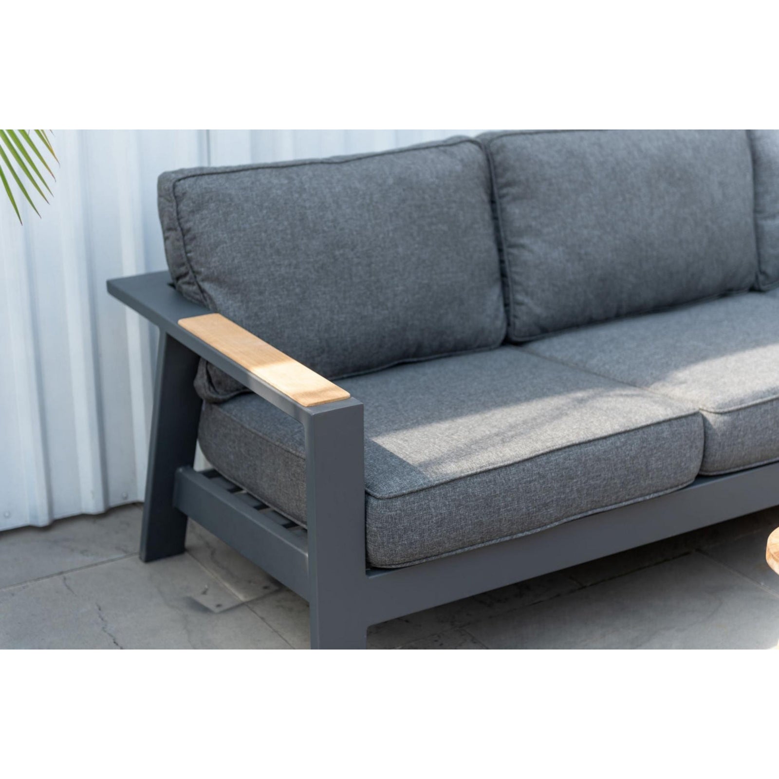 Palau 2 Seater Right