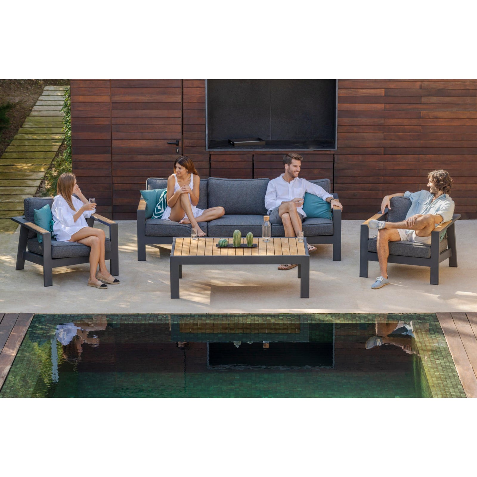 Palau 4 Piece Sofa Set