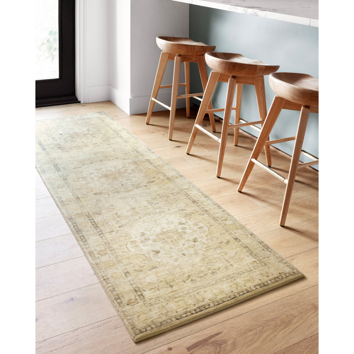 Loloi Rosette Sand/Ivory Rug by Loloi