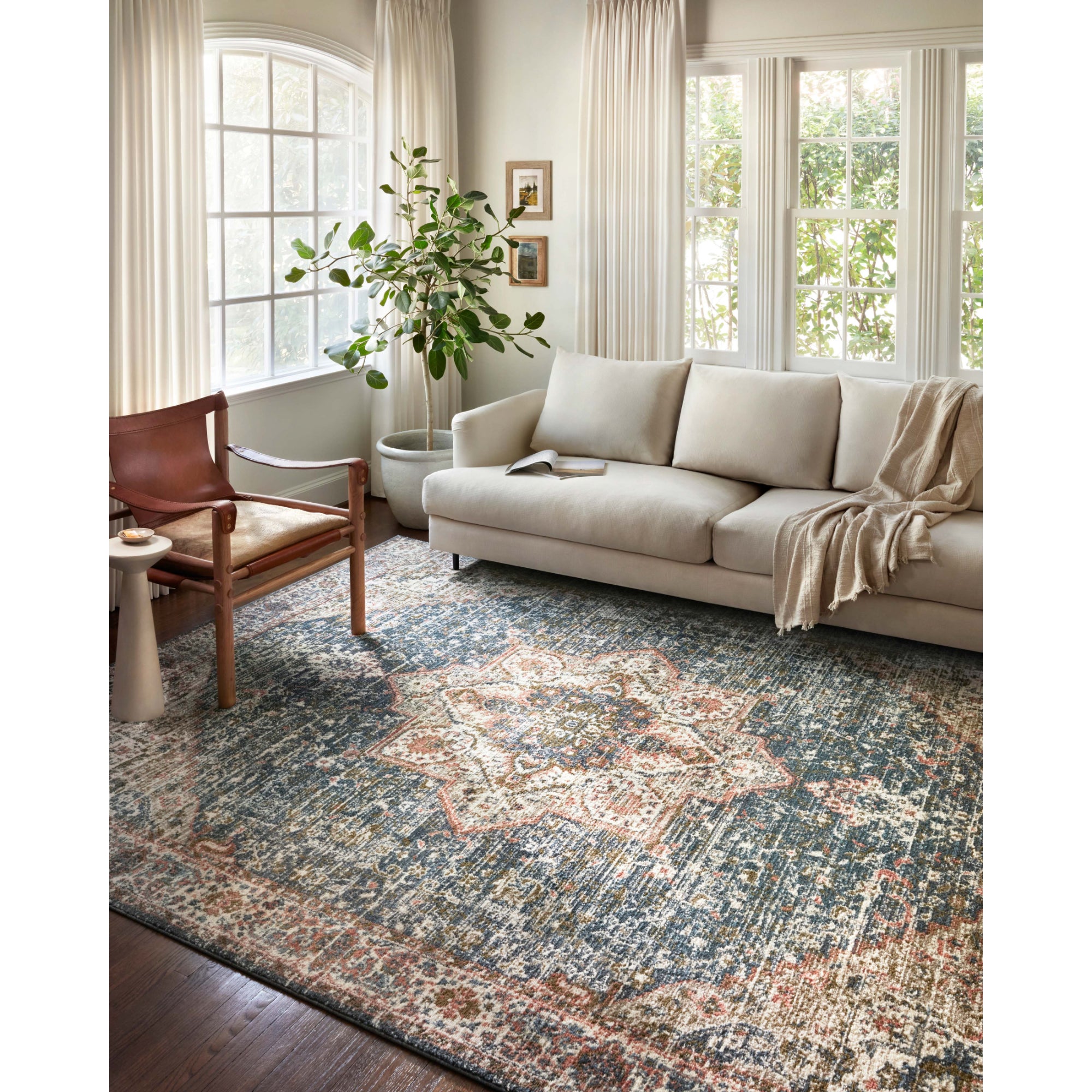 Loloi Saban Blue/Multi Rug