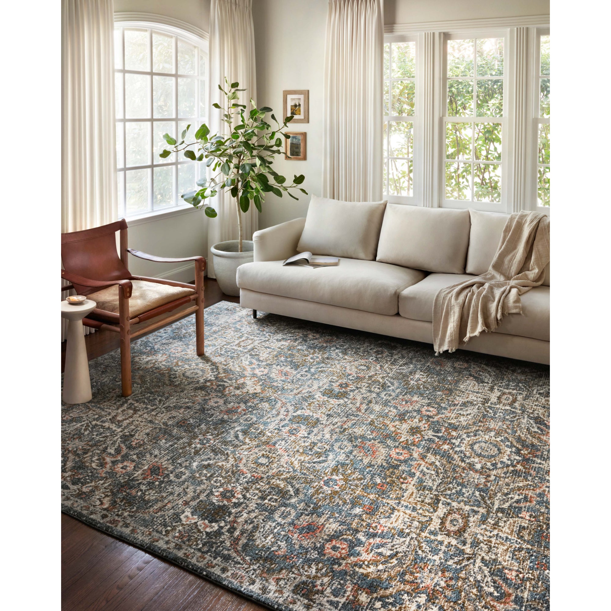 Loloi Saban Blue/Sand Rug