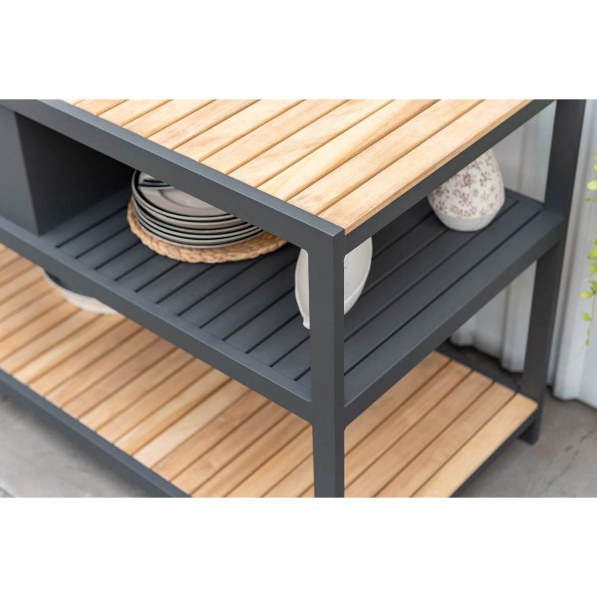 Amber Outdoor Kitchen